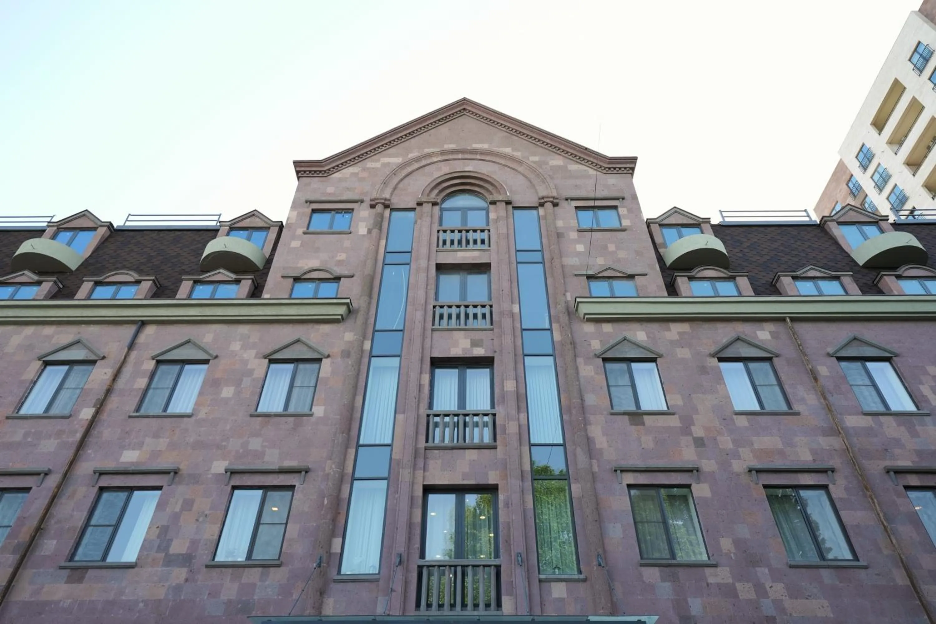 Property building in 4Guest Hotel