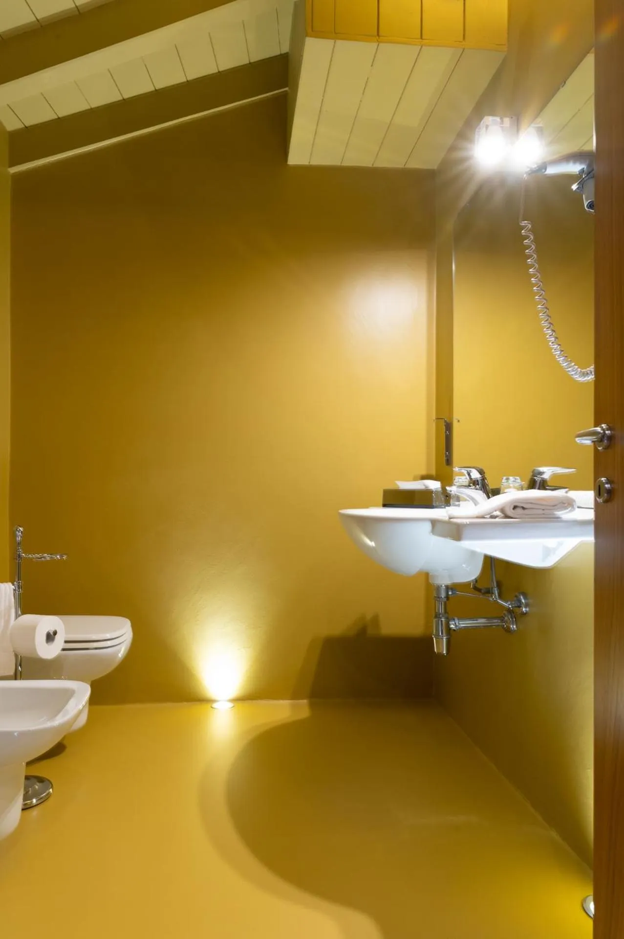 Bathroom in Albergo La Braseria