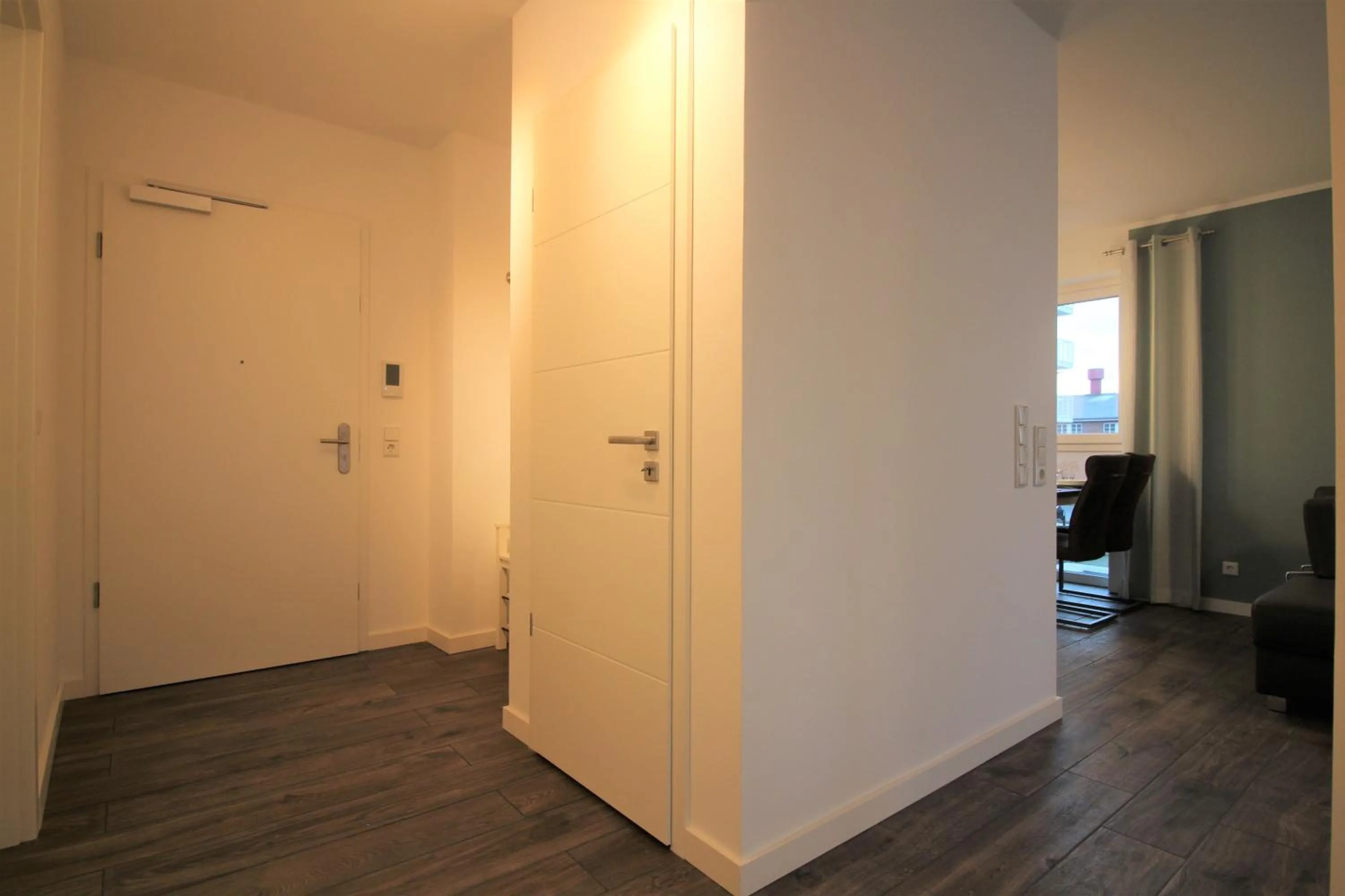wardrobe in Wohnen am Yachthafen W25