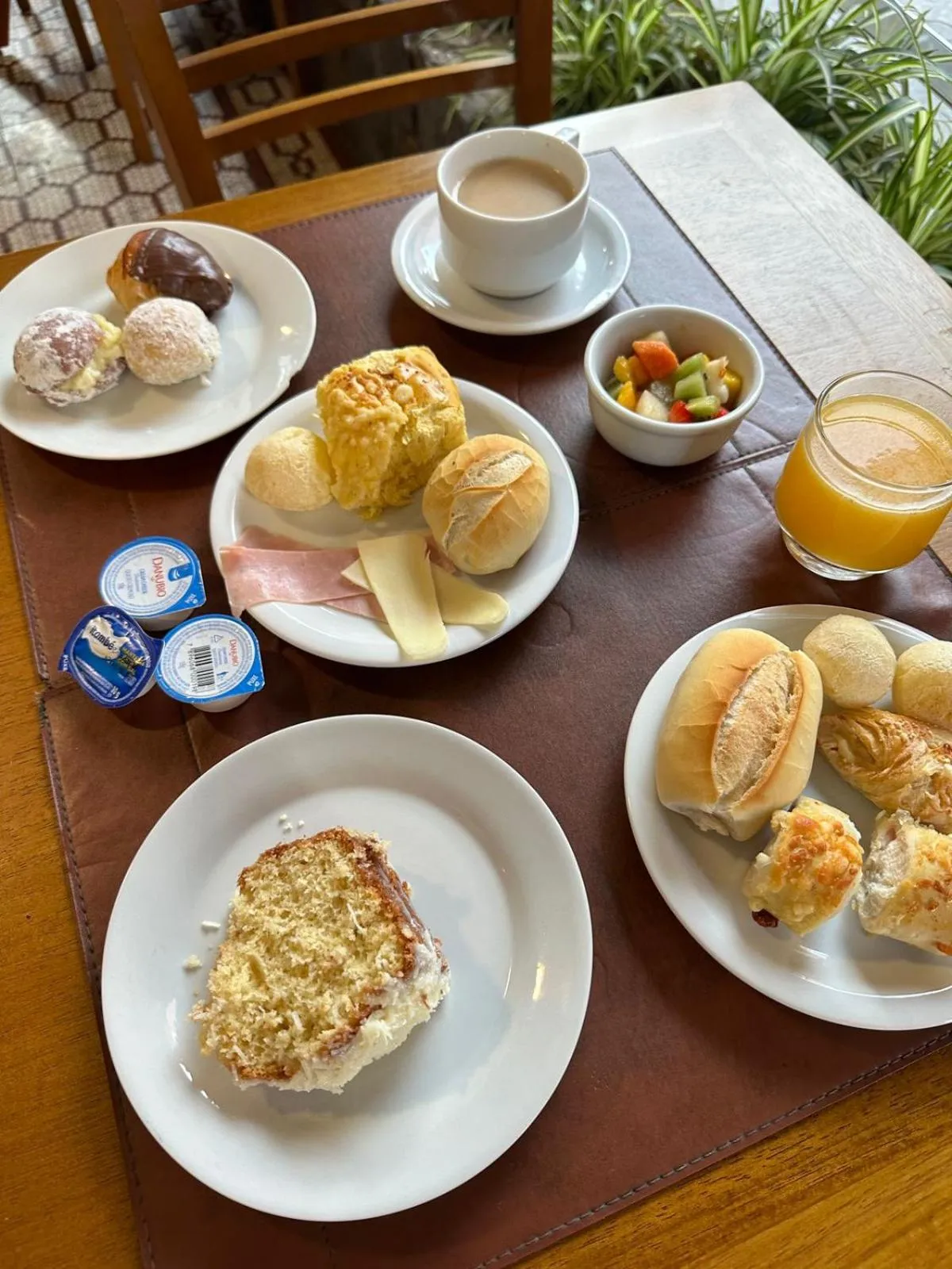 Food and drinks in Pousada Catedral