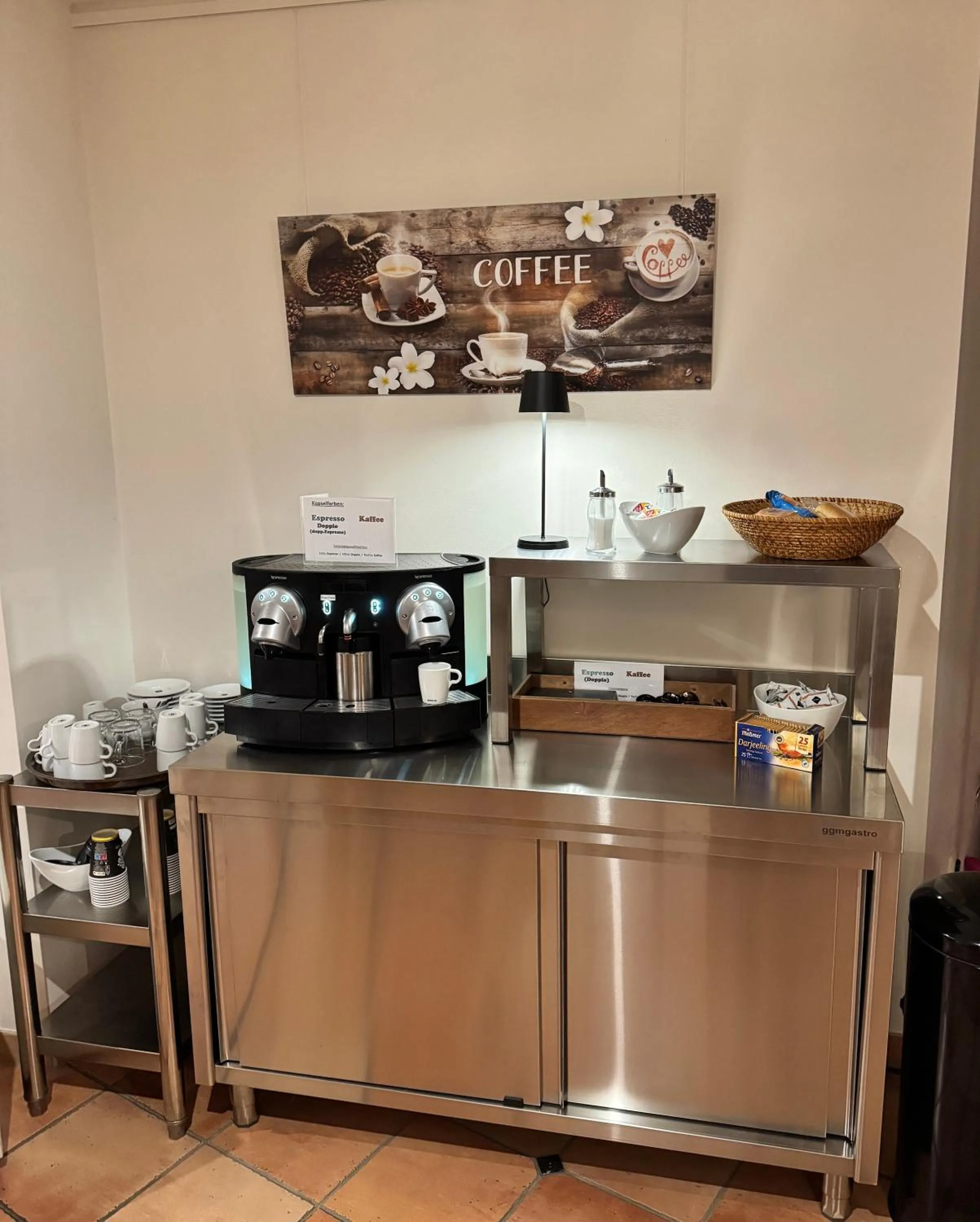 Coffee/tea facilities in Hotel Central Garni