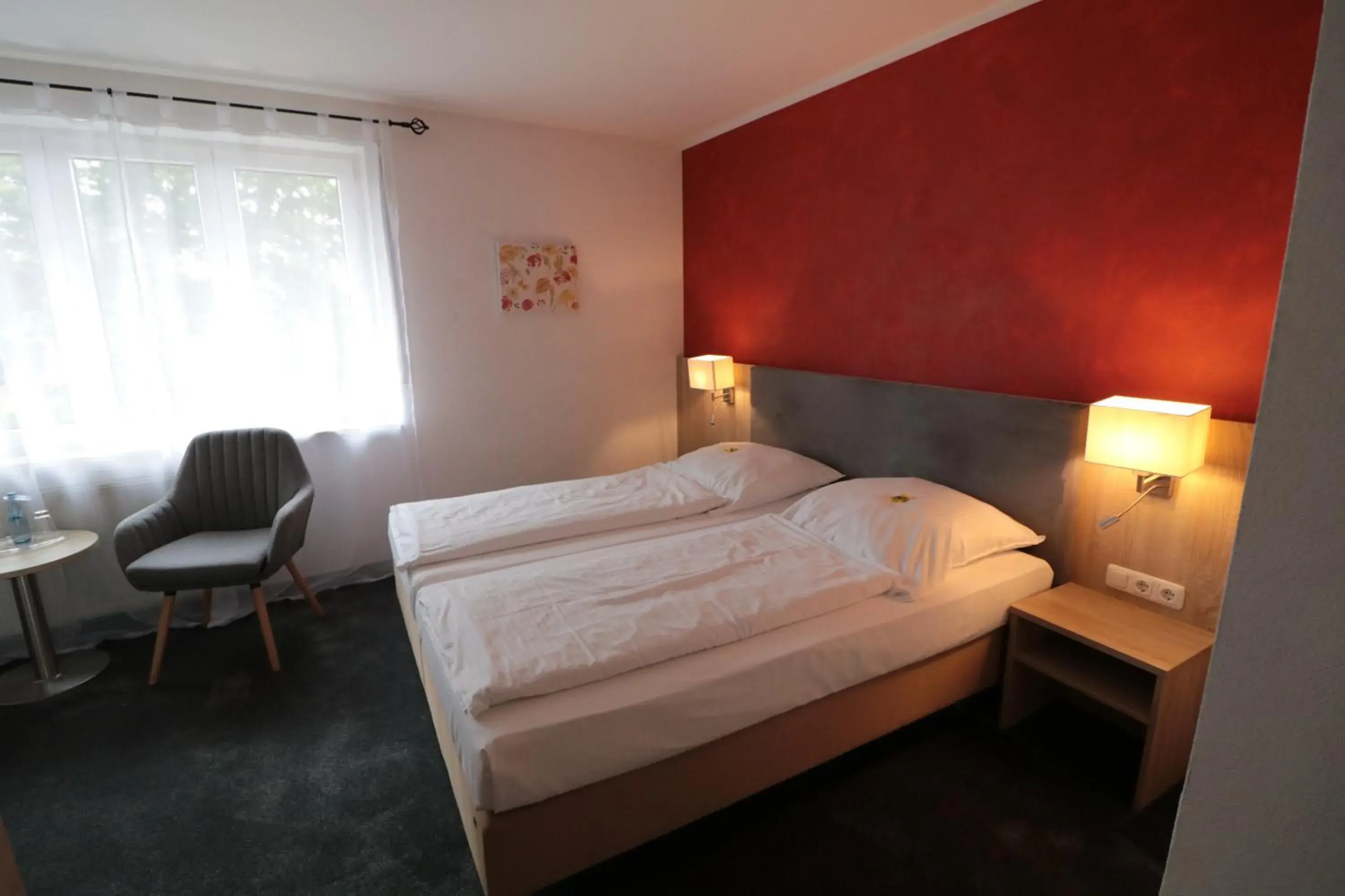 Double Room in Hotel Central Garni Double Room in Hotel Central Garni