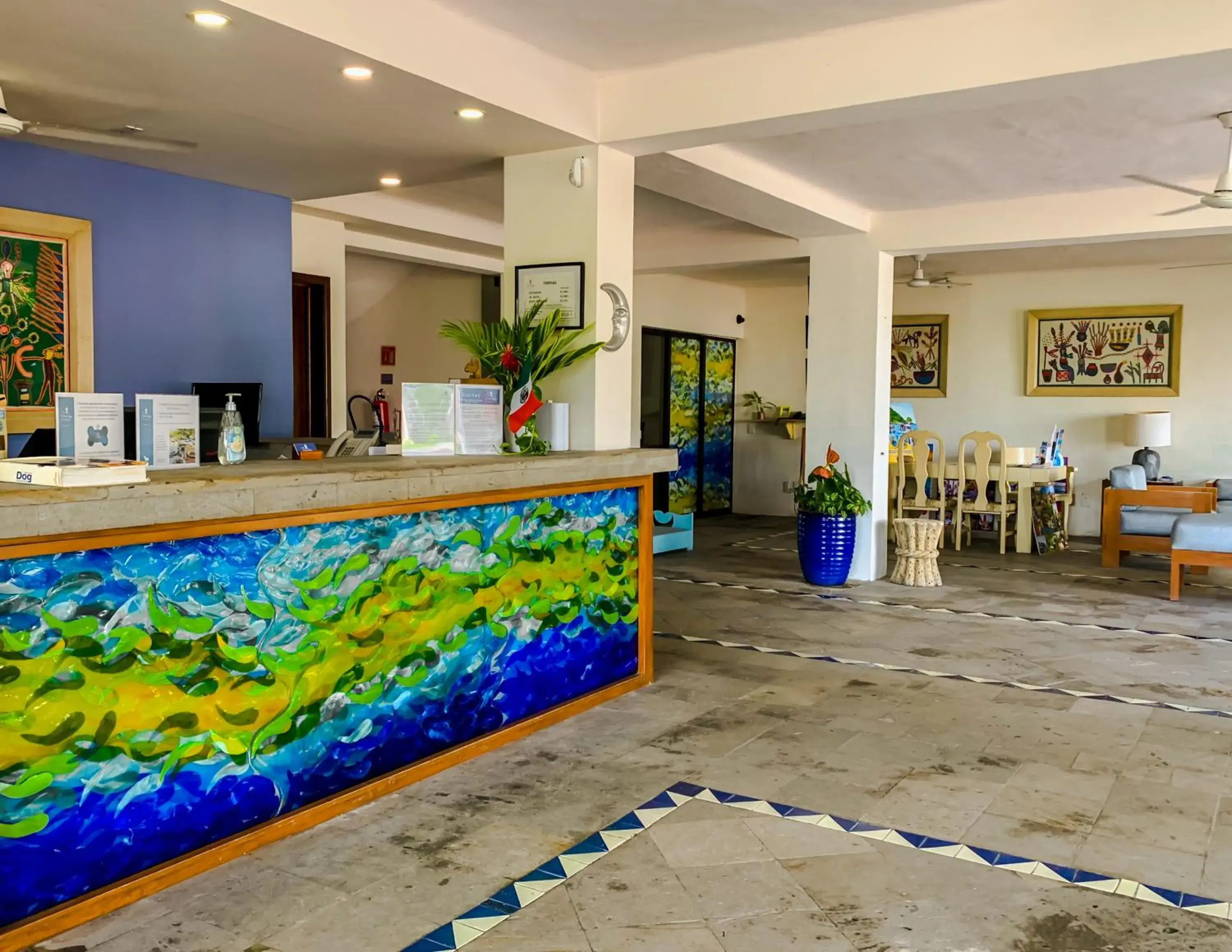 Lobby or reception in Puerto de Luna Pet Friendly and Family Suites Lobby or reception in Puerto de Luna Pet Friendly and Family Suites