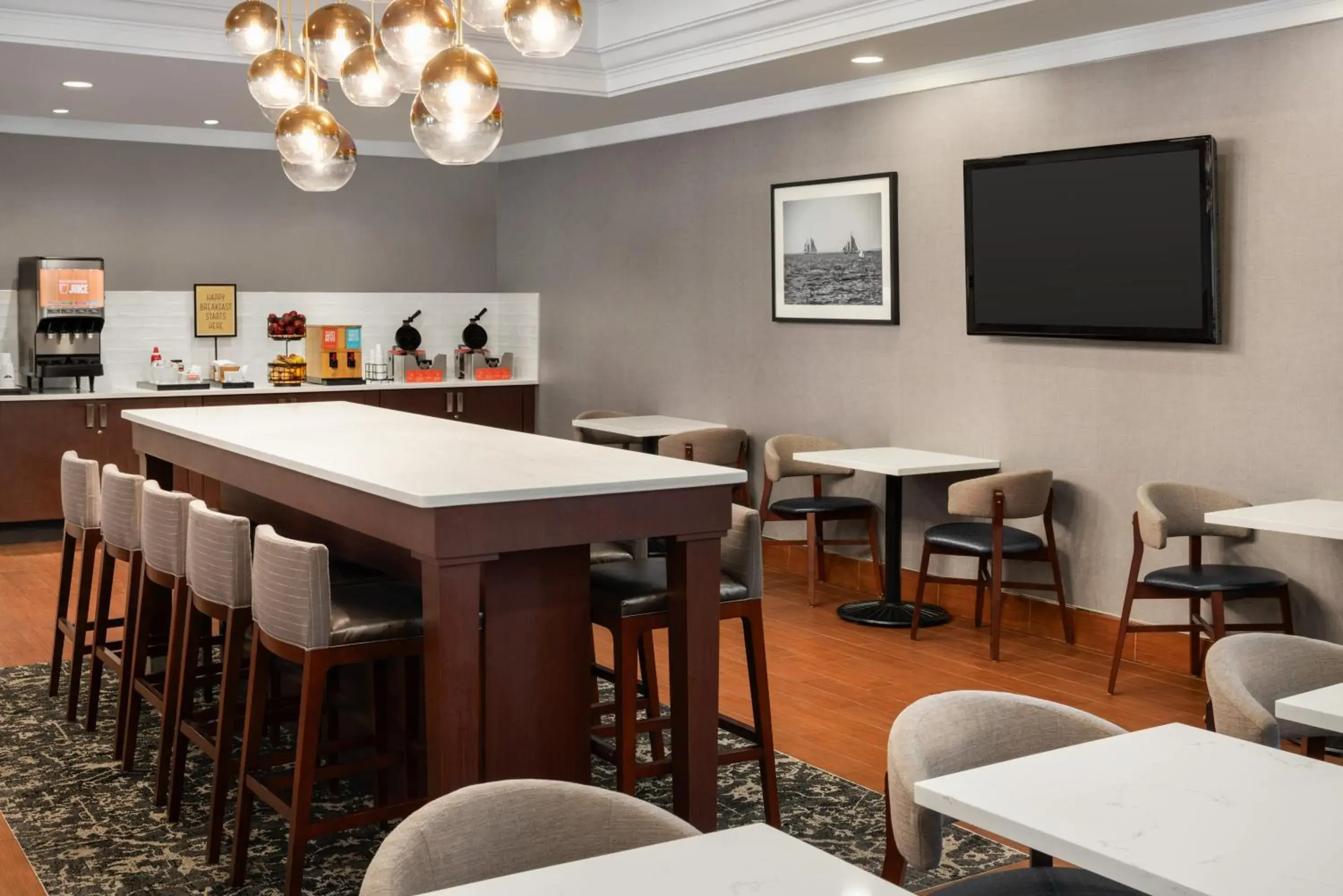 Breakfast in Hampton Inn by Hilton Boston/Cambridge Breakfast in Hampton Inn by Hilton Boston/Cambridge