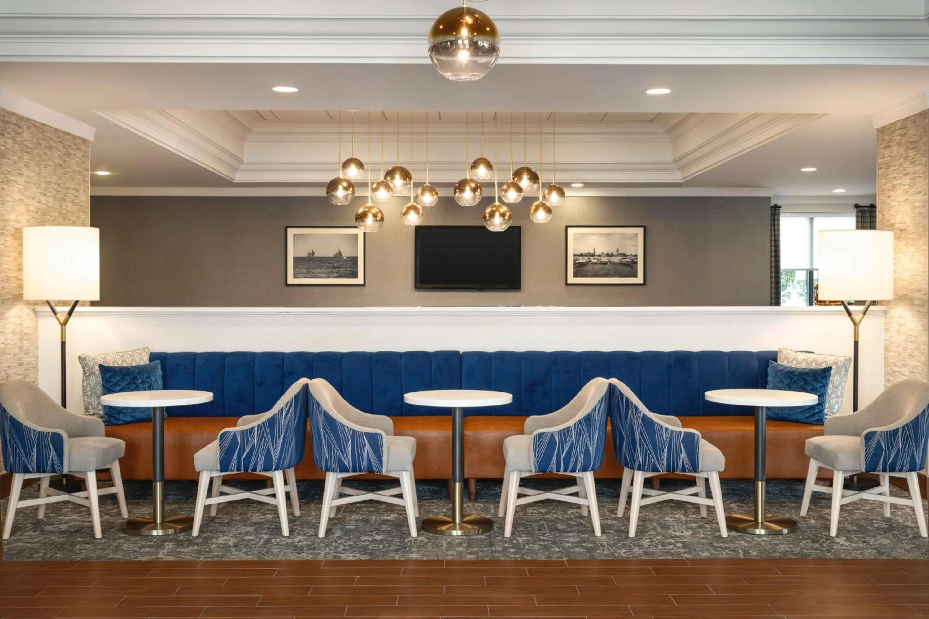Lobby or reception in Hampton Inn by Hilton Boston/Cambridge