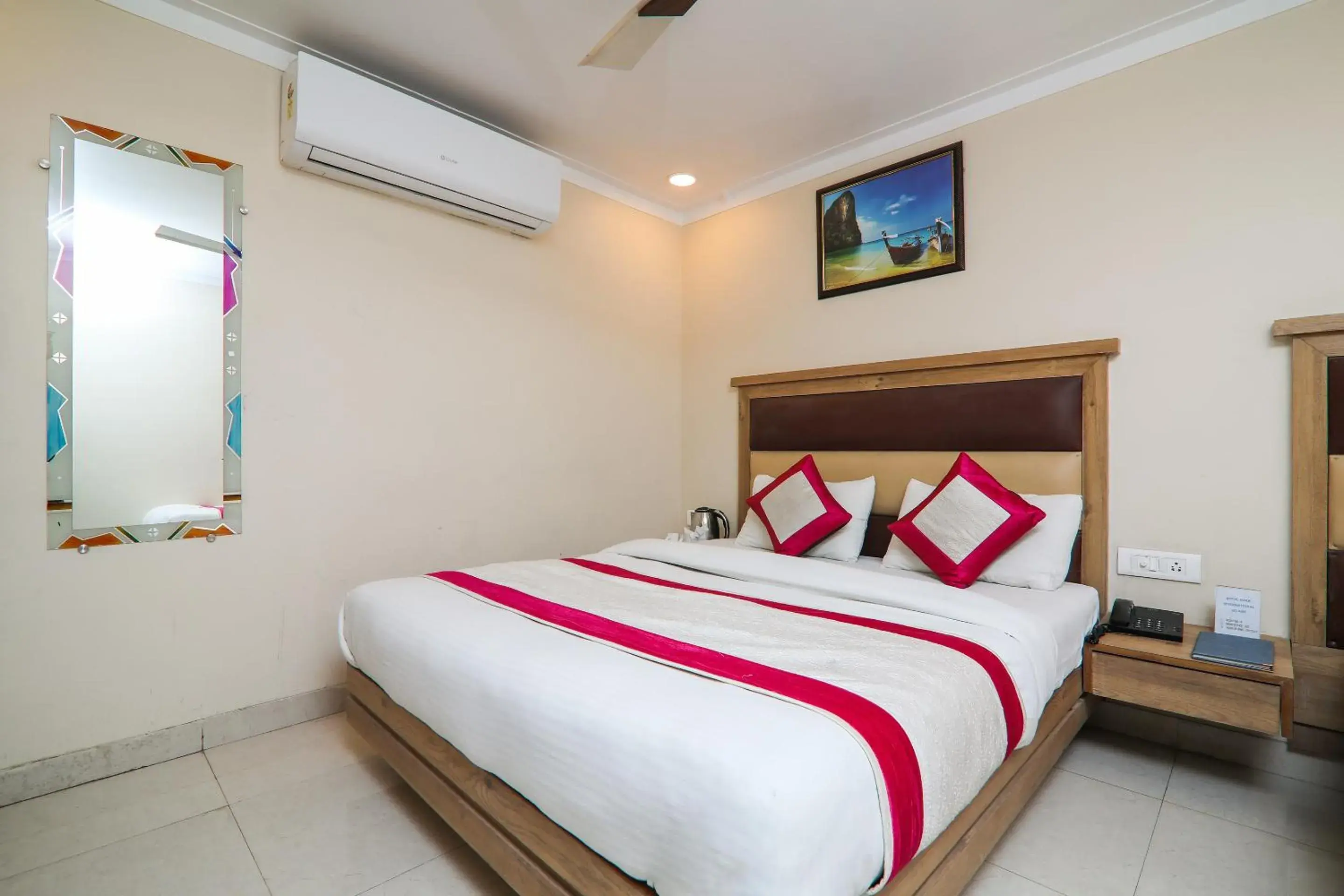 Standard Double or Twin Room in Hotel Amar International Standard Double or Twin Room in Hotel Amar International
