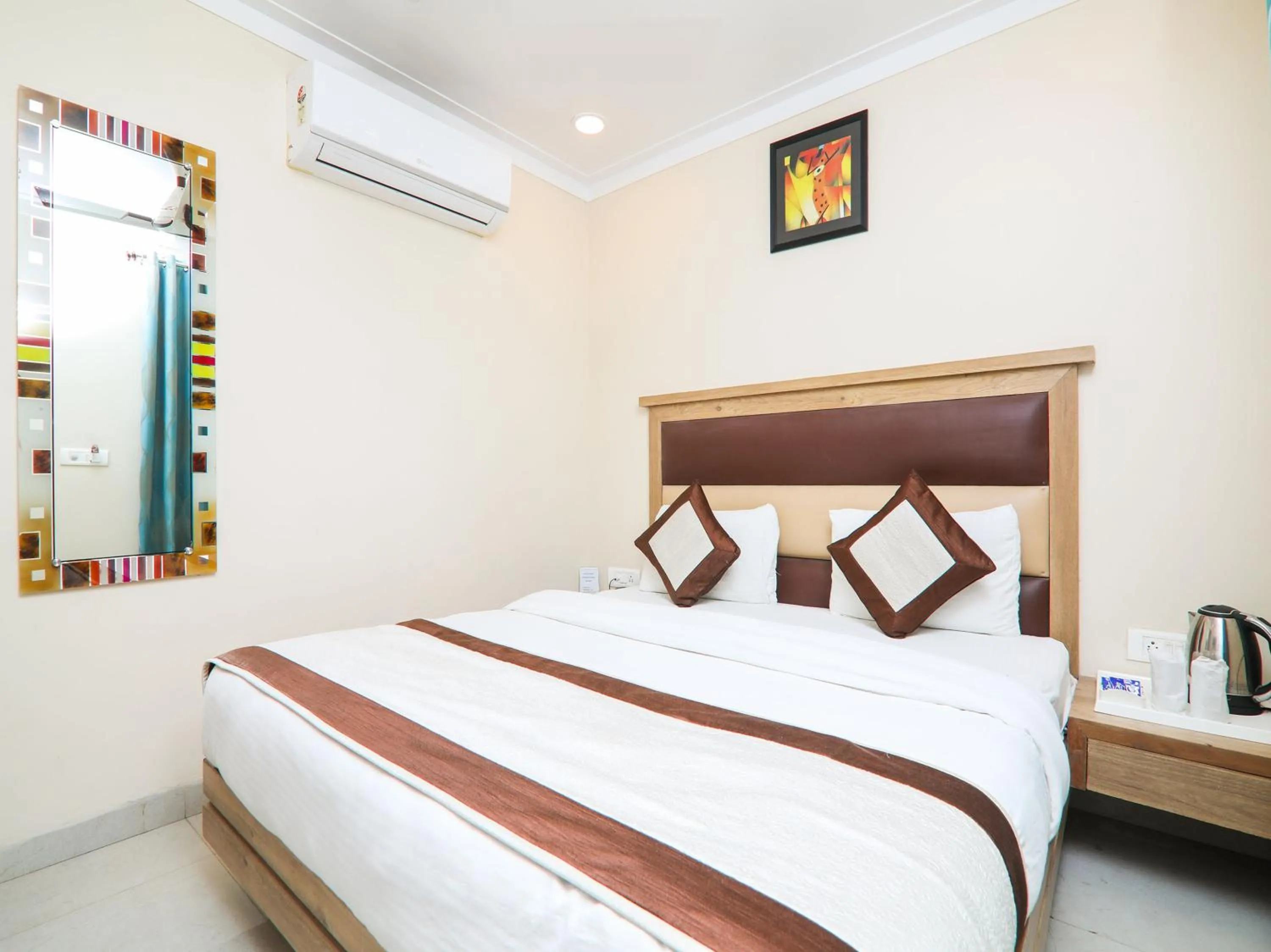 Bedroom, Bed in Hotel Amar International