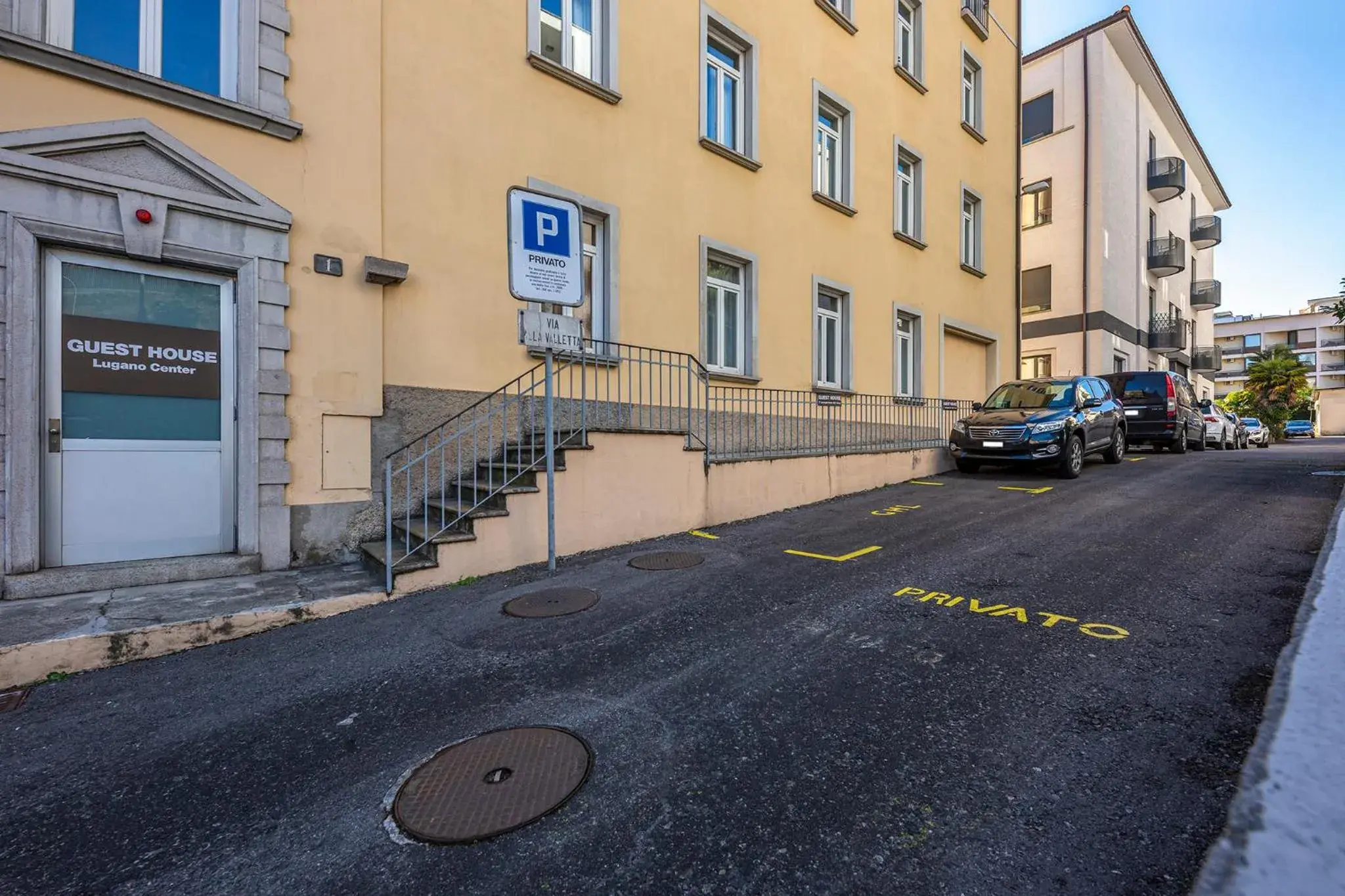Property building in GuestHouse Lugano Center by LR Property building in GuestHouse Lugano Center by LR