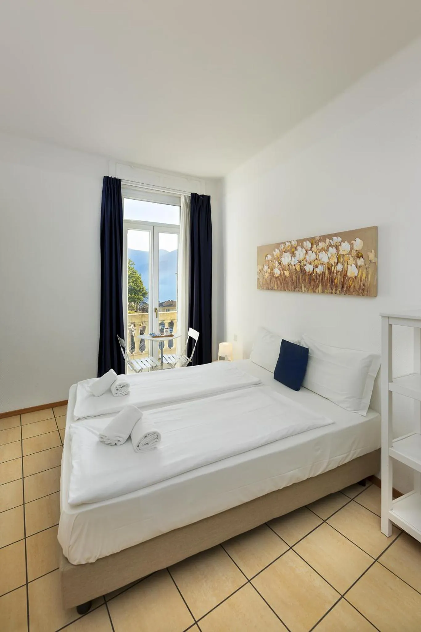 Bed in GuestHouse Lugano Center by LR