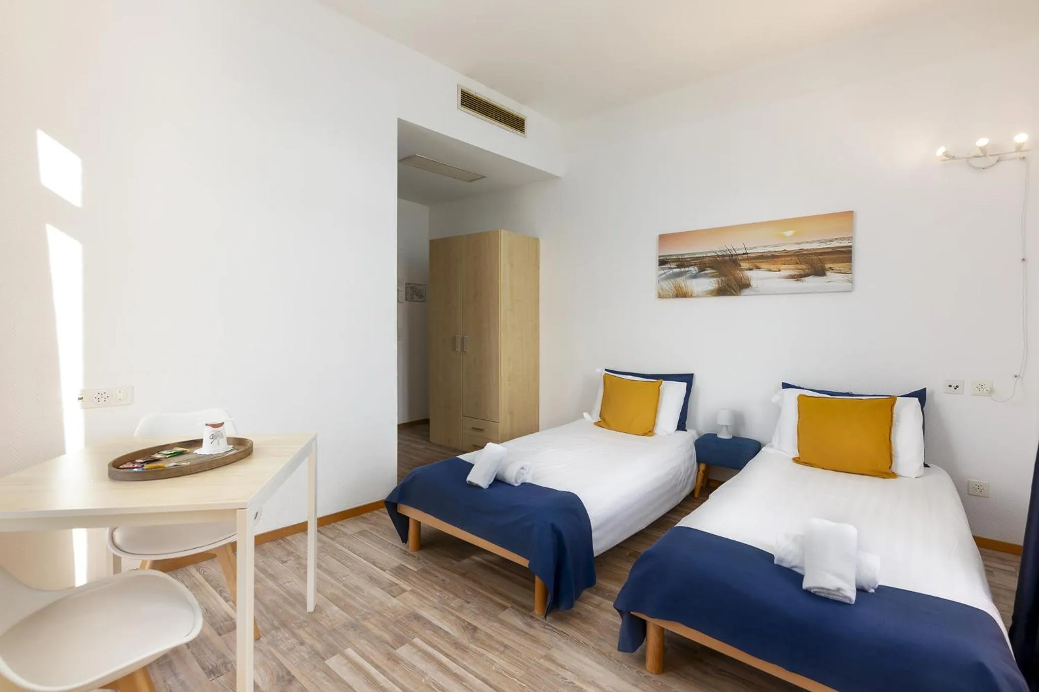 Bed in GuestHouse Lugano Center by LR