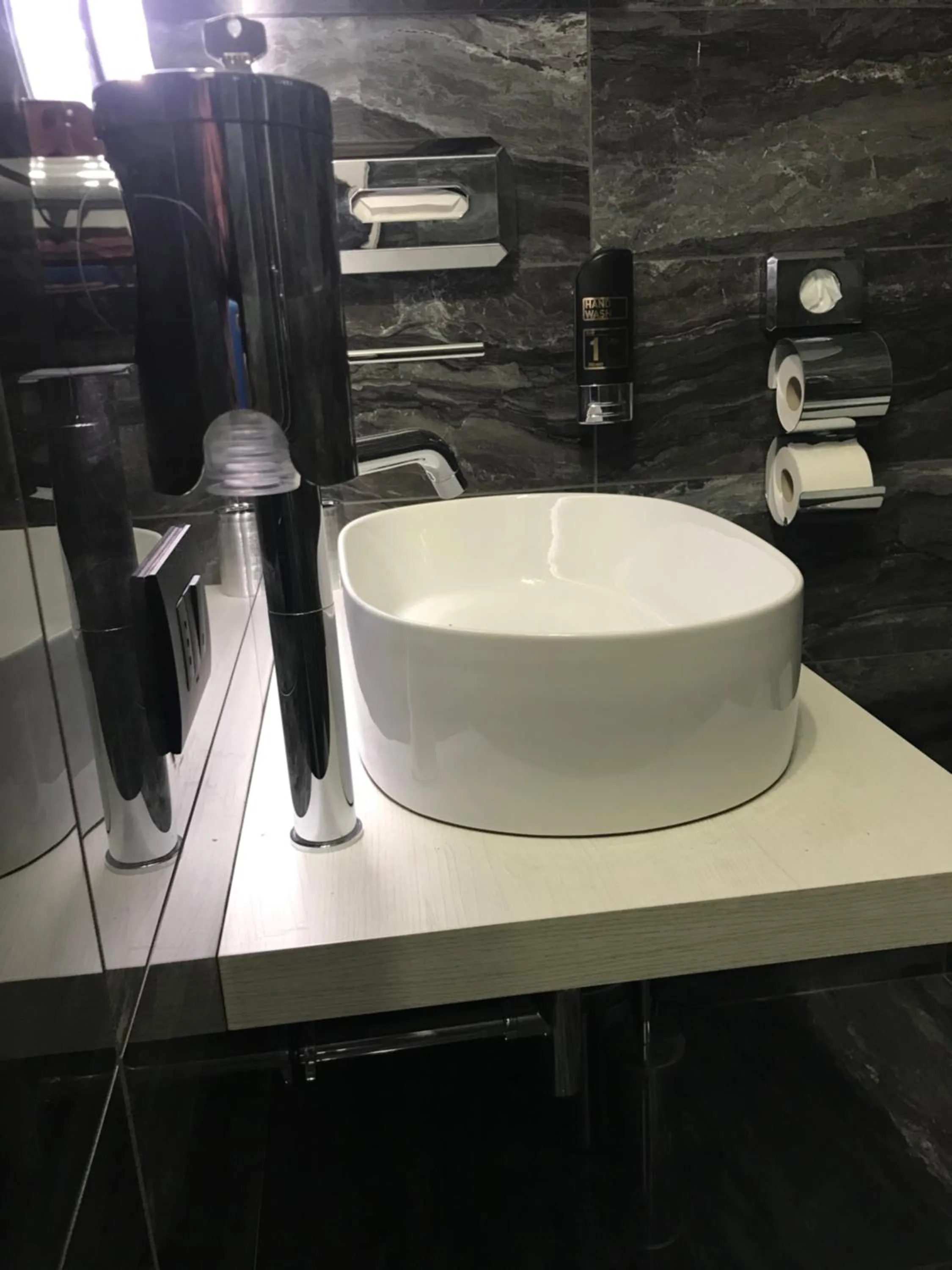 Bathroom in Loft Sirmione