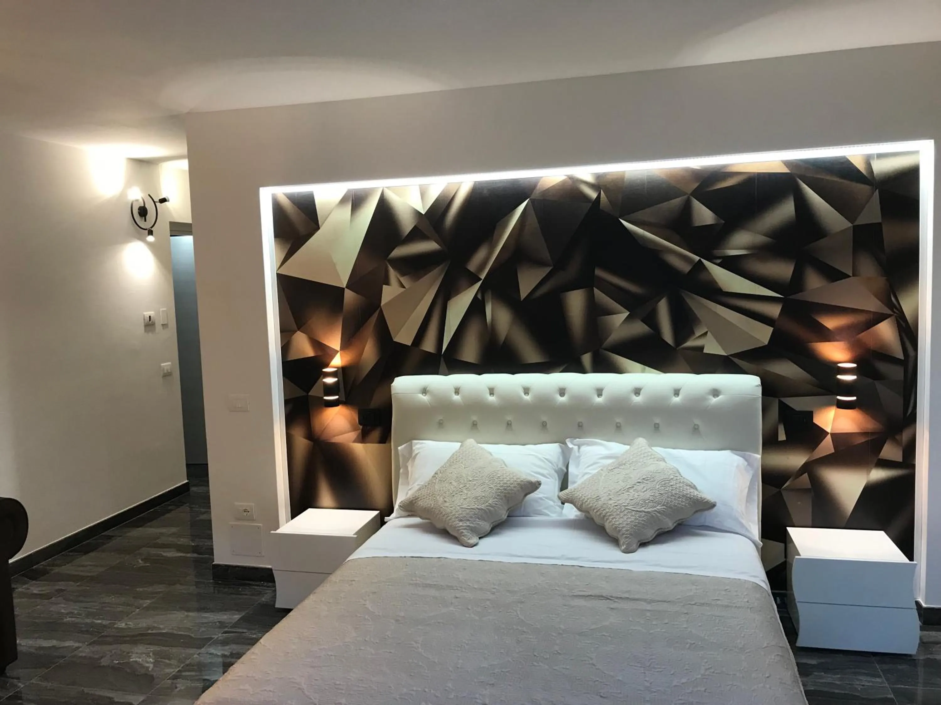 Bedroom, Bed in Loft Sirmione
