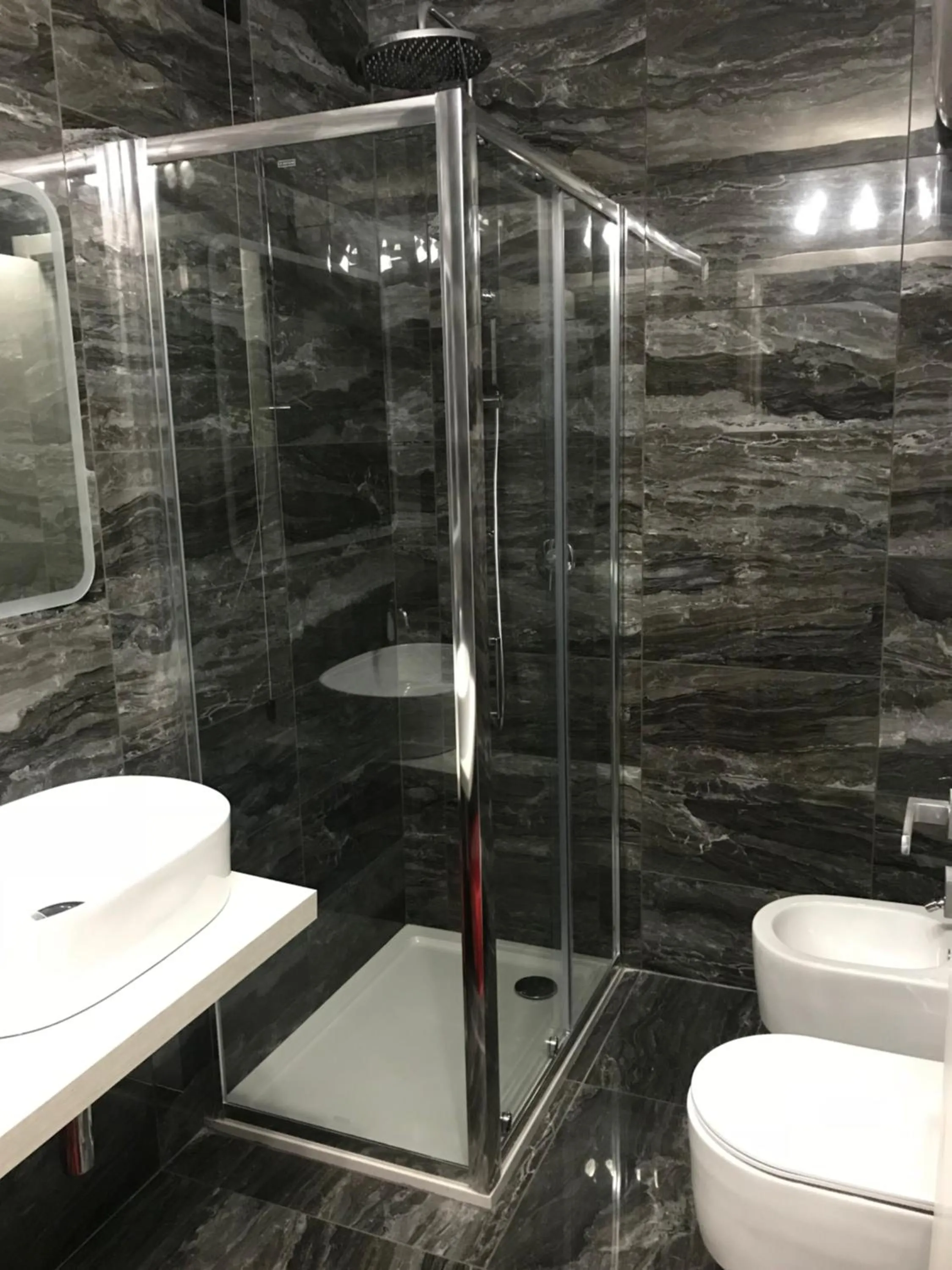 Bathroom in Loft Sirmione