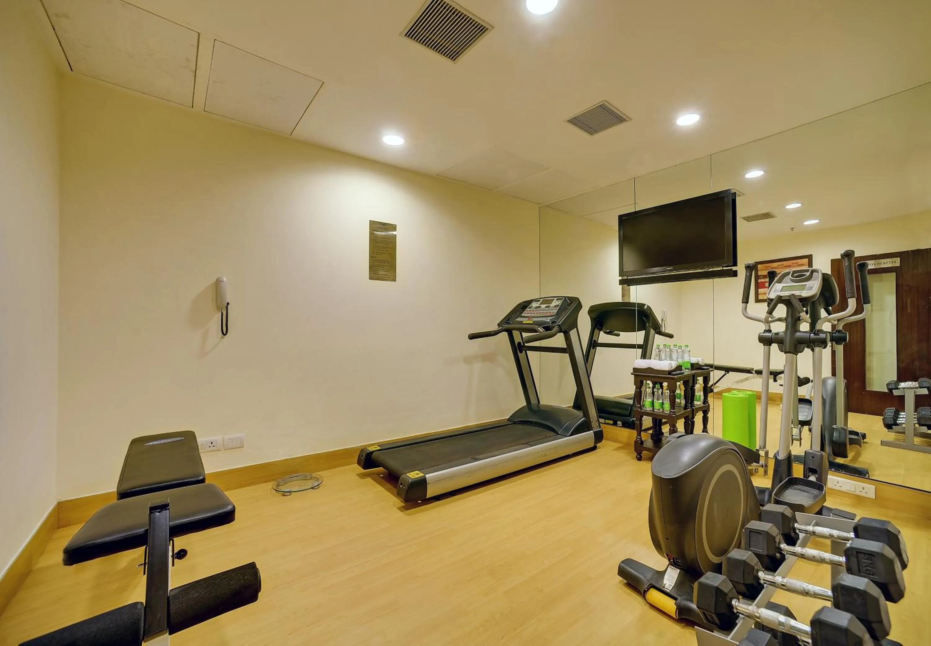 Fitness centre/facilities in Muse Sarovar Portico Nehru Place