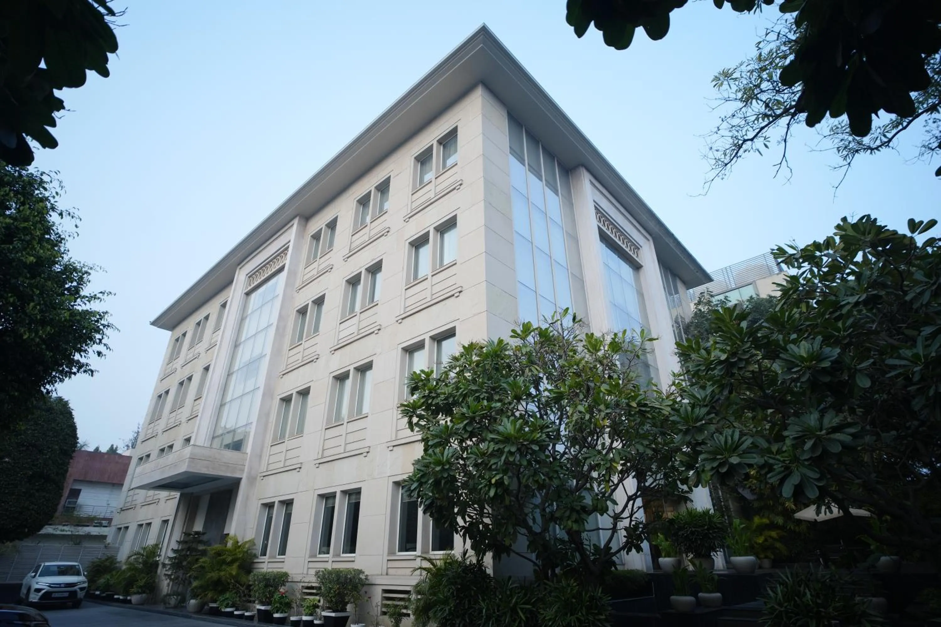 Property building in Muse Sarovar Portico Nehru Place