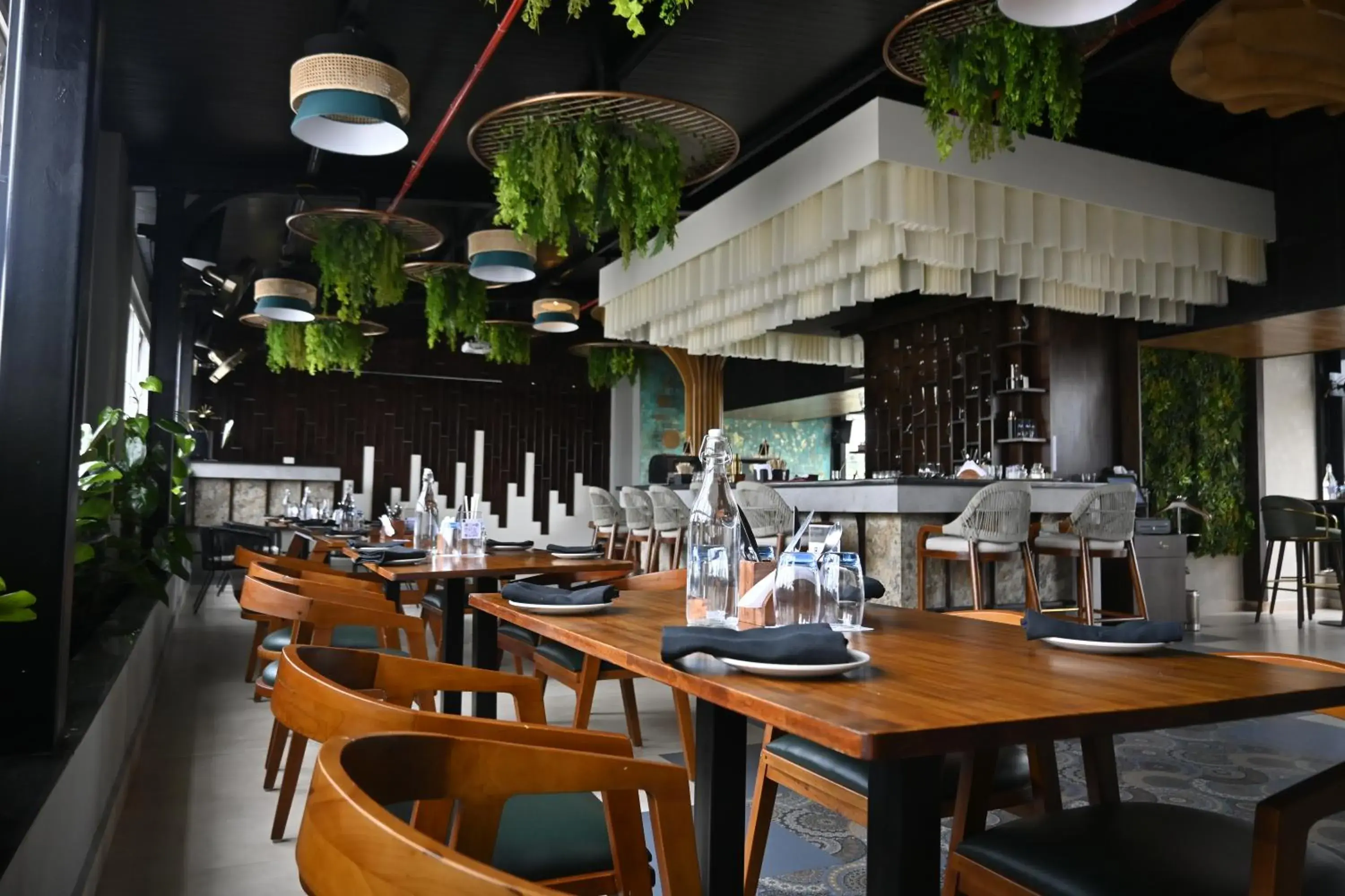 Restaurant/places to eat in Fortune JP Palace, Mysore - Member ITC Hotels' Group Restaurant/places to eat in Fortune JP Palace, Mysore - Member ITC Hotels' Group