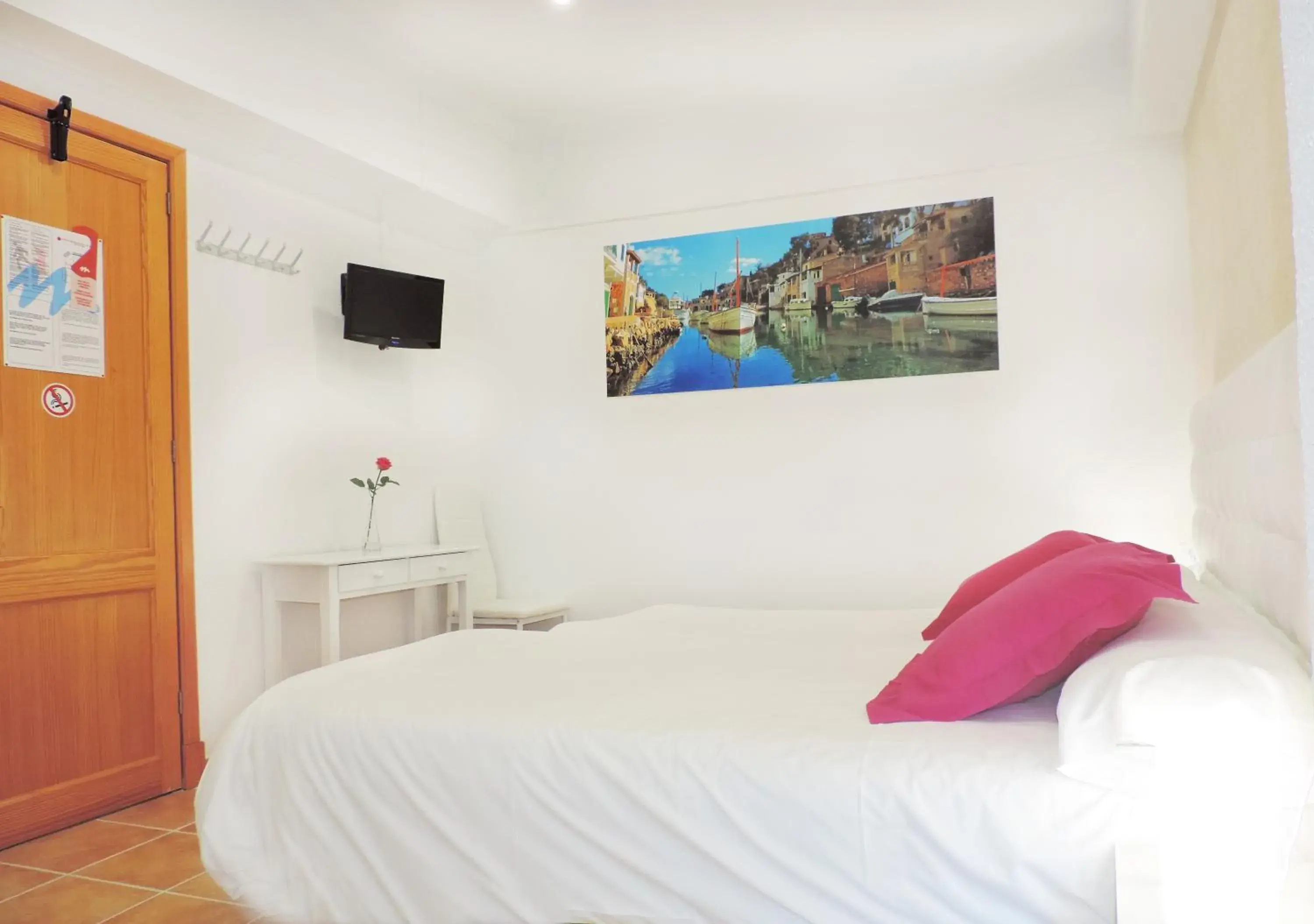 Economy Single Studio without kitchen in Marblau Mallorca Economy Single Studio without kitchen in Marblau Mallorca