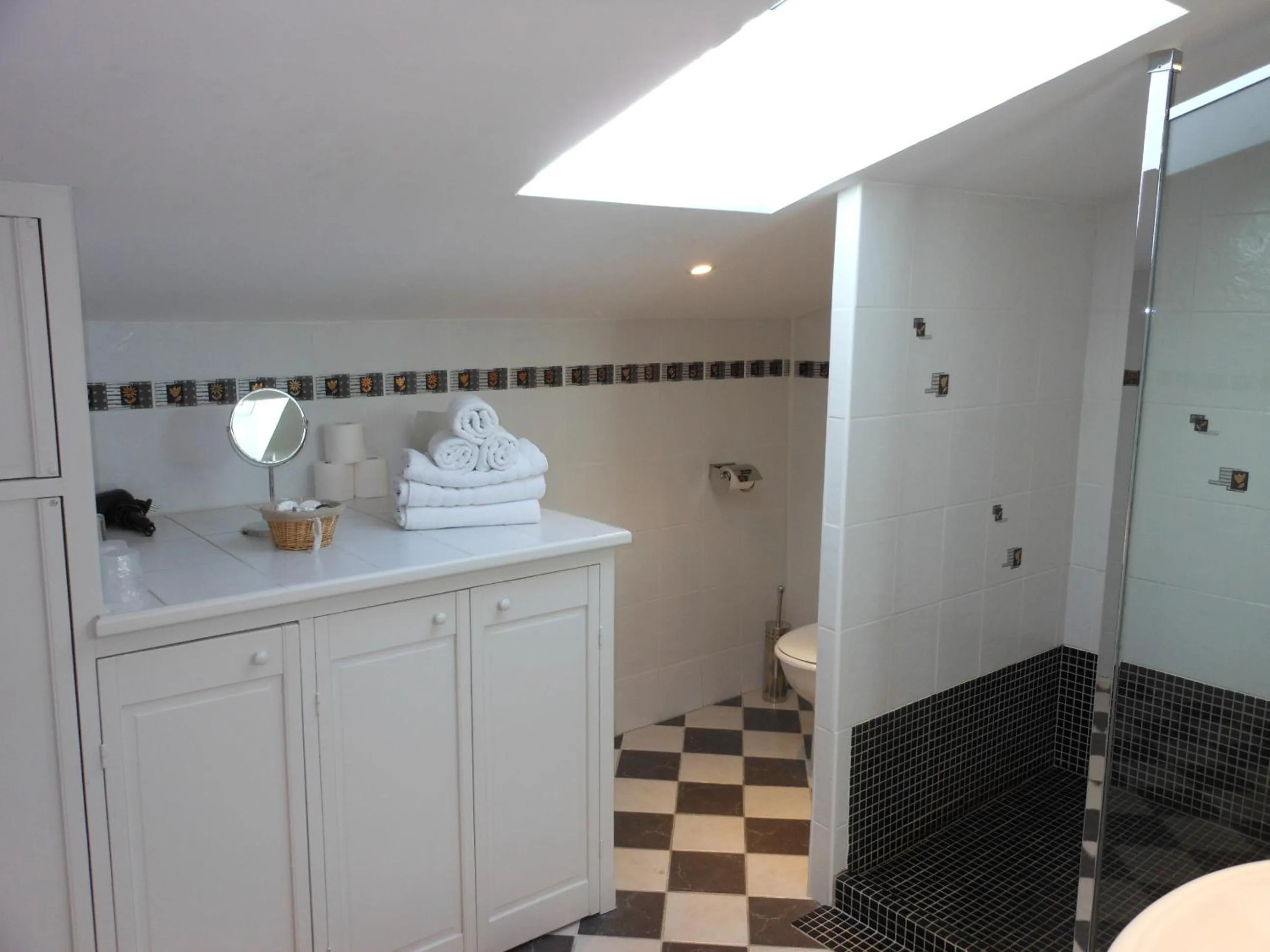 Bathroom in Les Logis du Roy