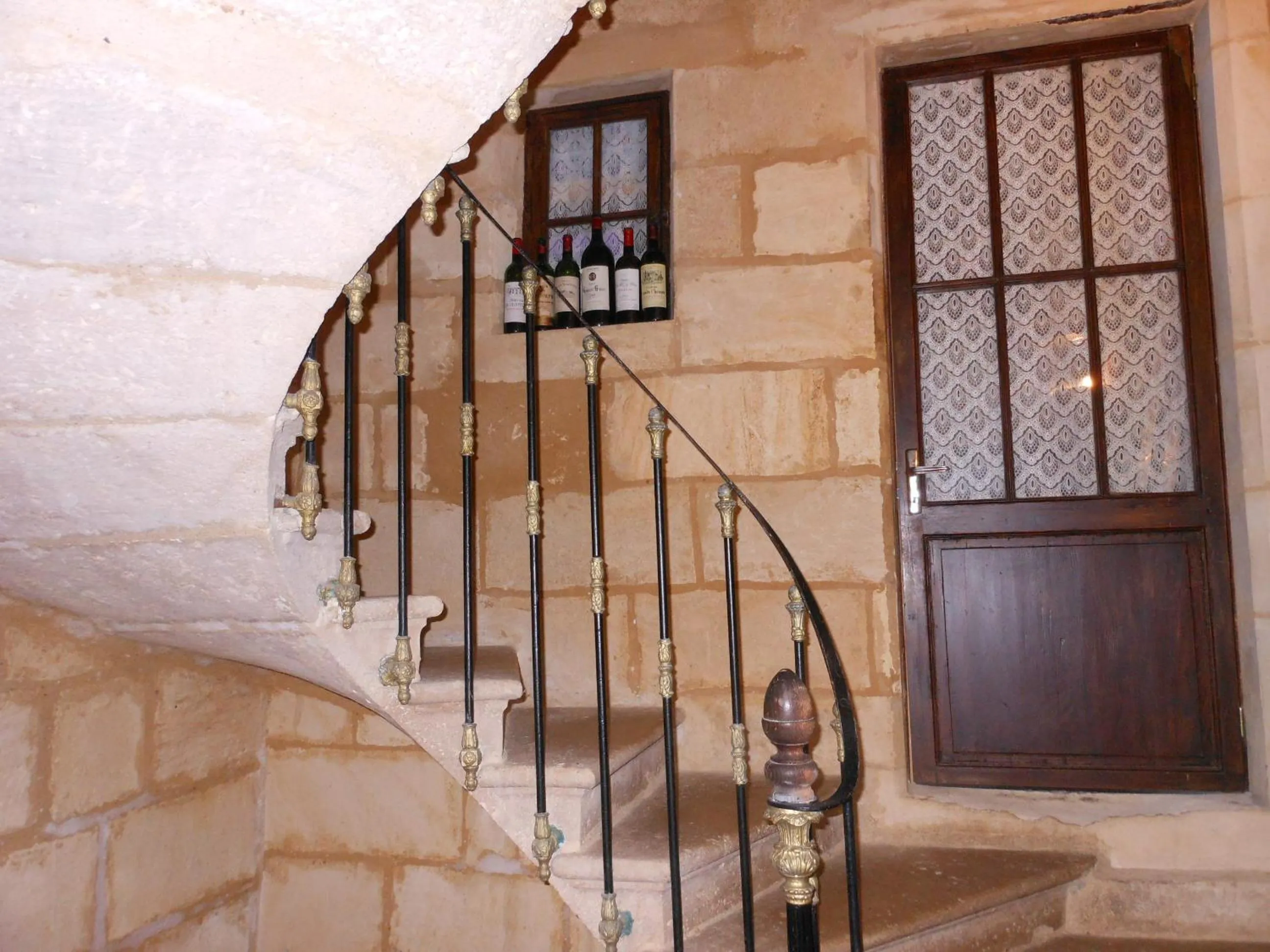 Decorative detail in Les Logis du Roy