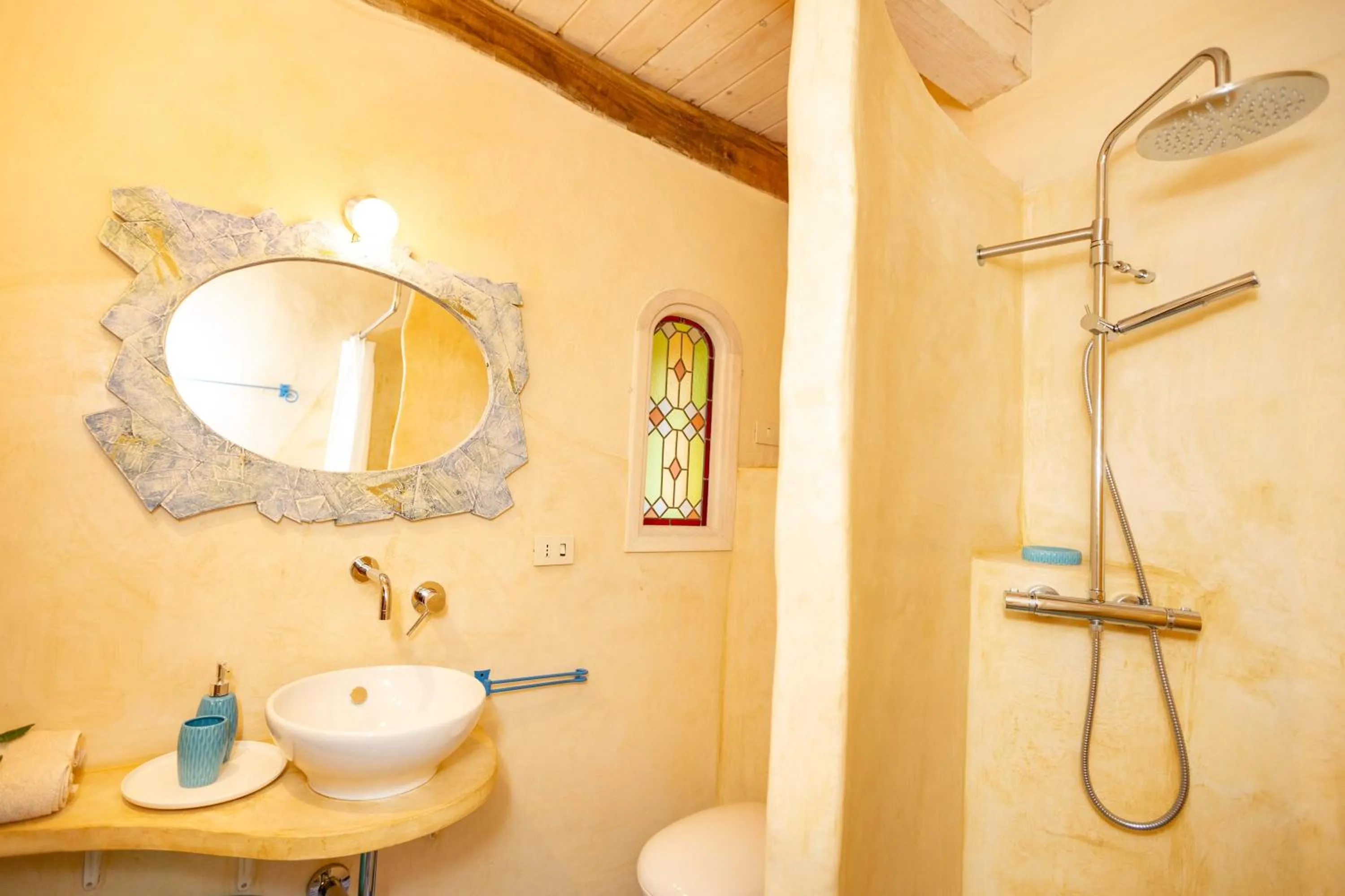 Shower in b&b Balcone del Biellese