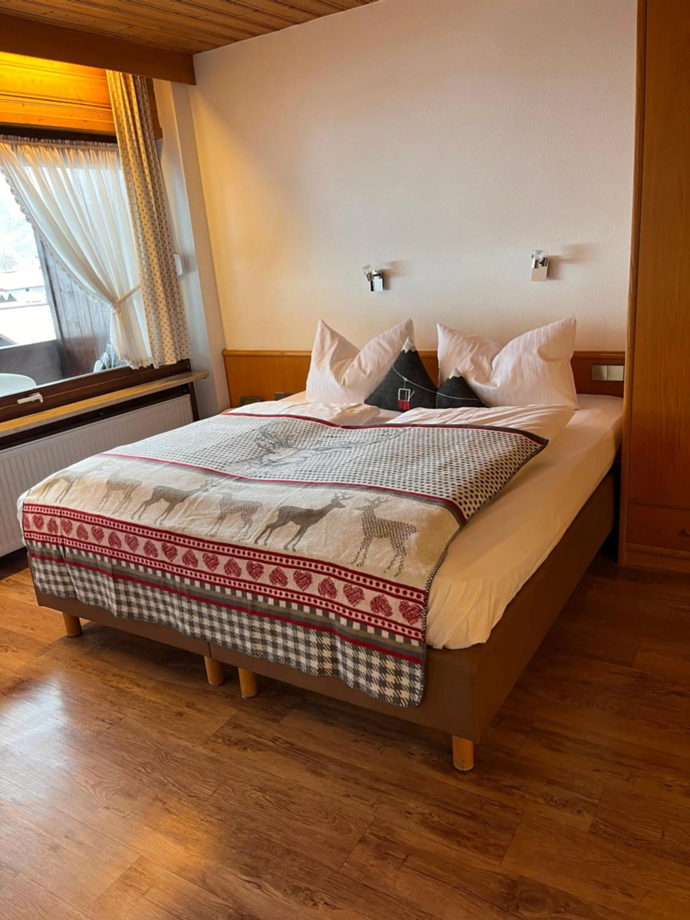 Photo of the whole room, Bed in Hotel Löwen