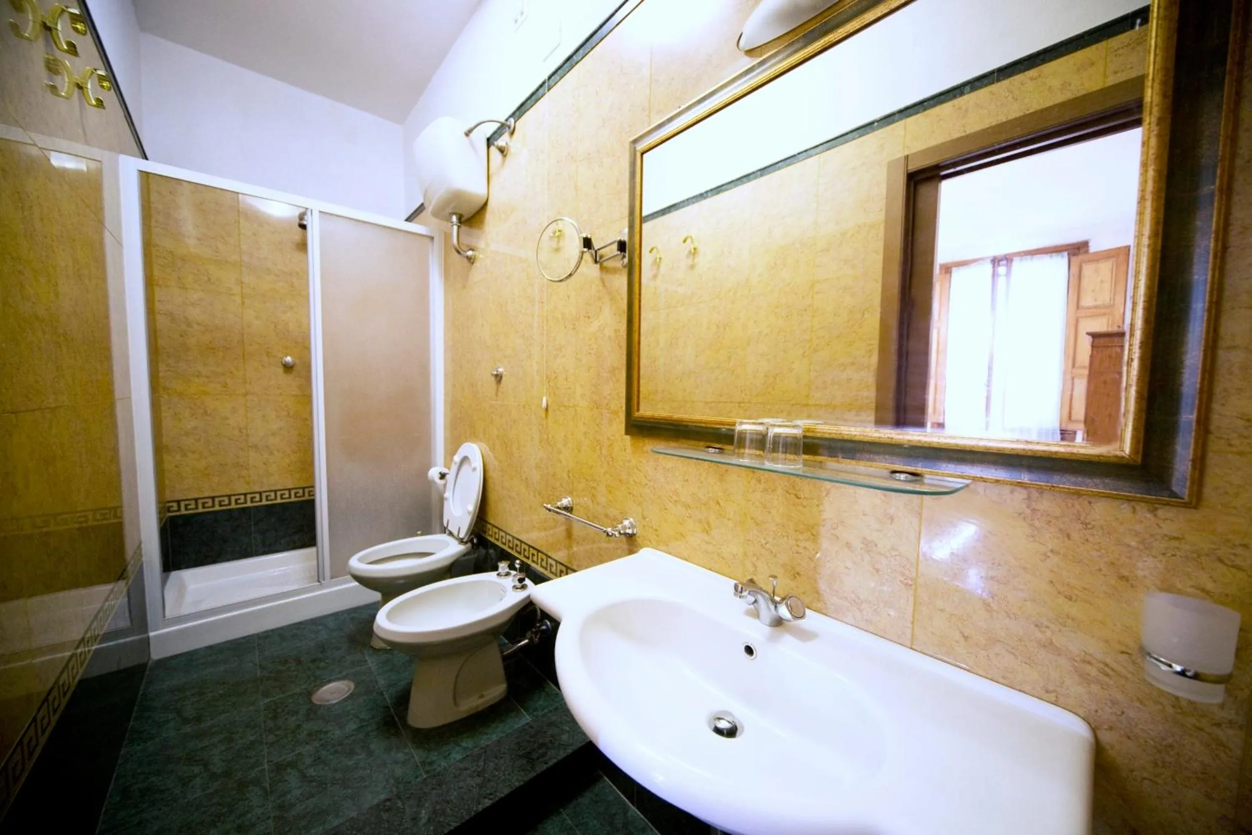 Bathroom in Hotel Merlini