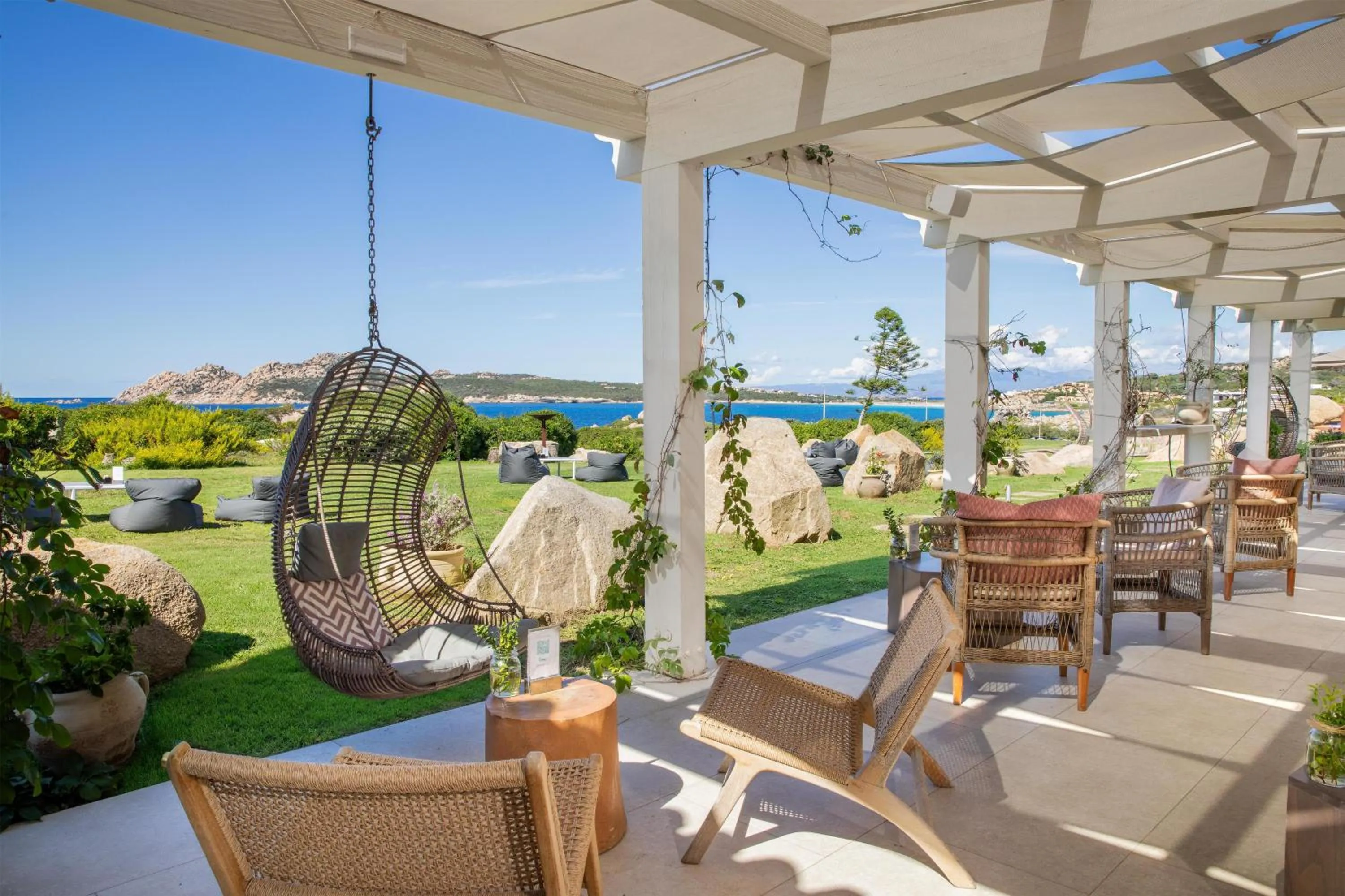 Restaurant/places to eat in Mangia's Santa Teresa Sardinia, Curio Collection by Hilton