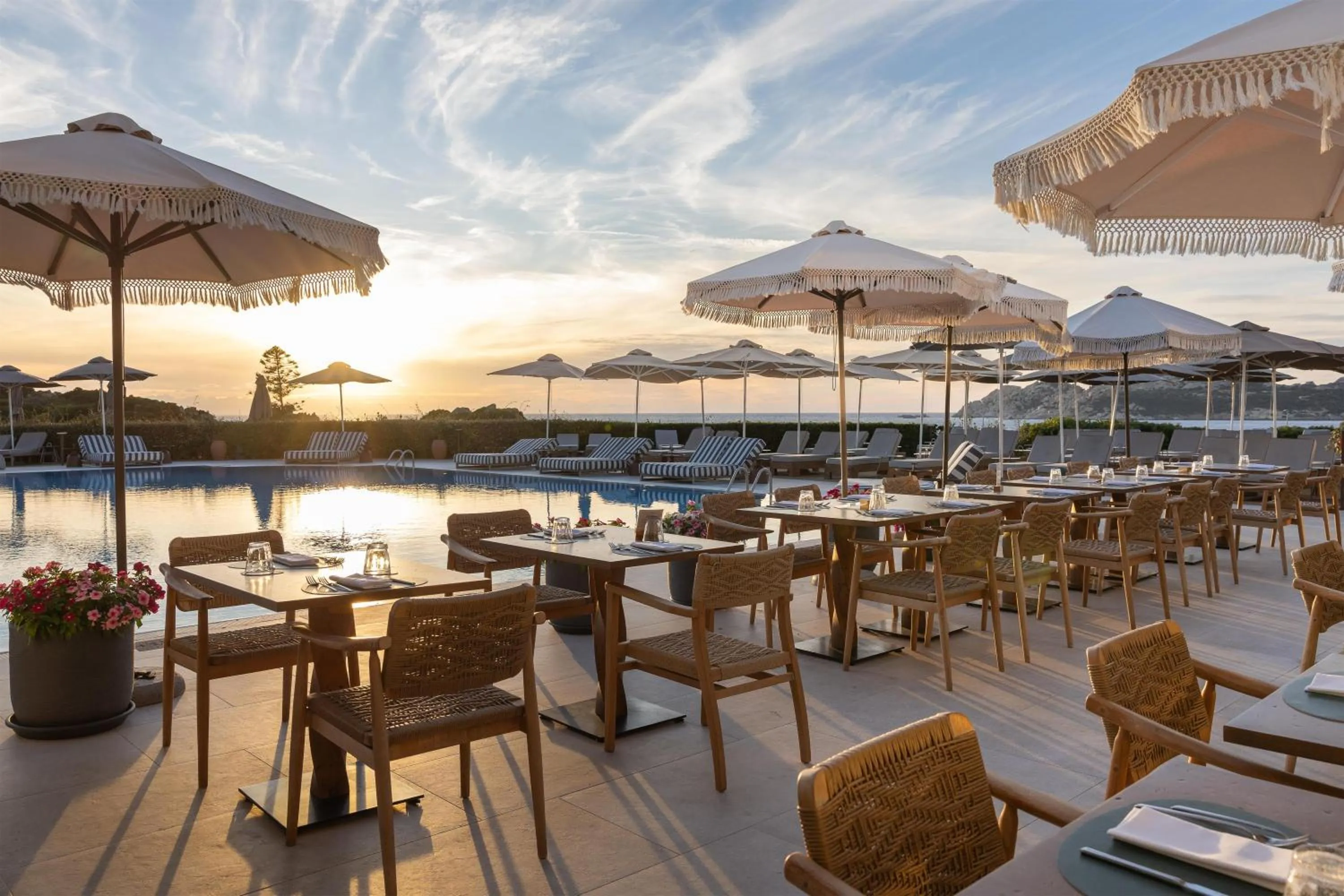 Restaurant/places to eat in Mangia's Santa Teresa Sardinia, Curio Collection by Hilton