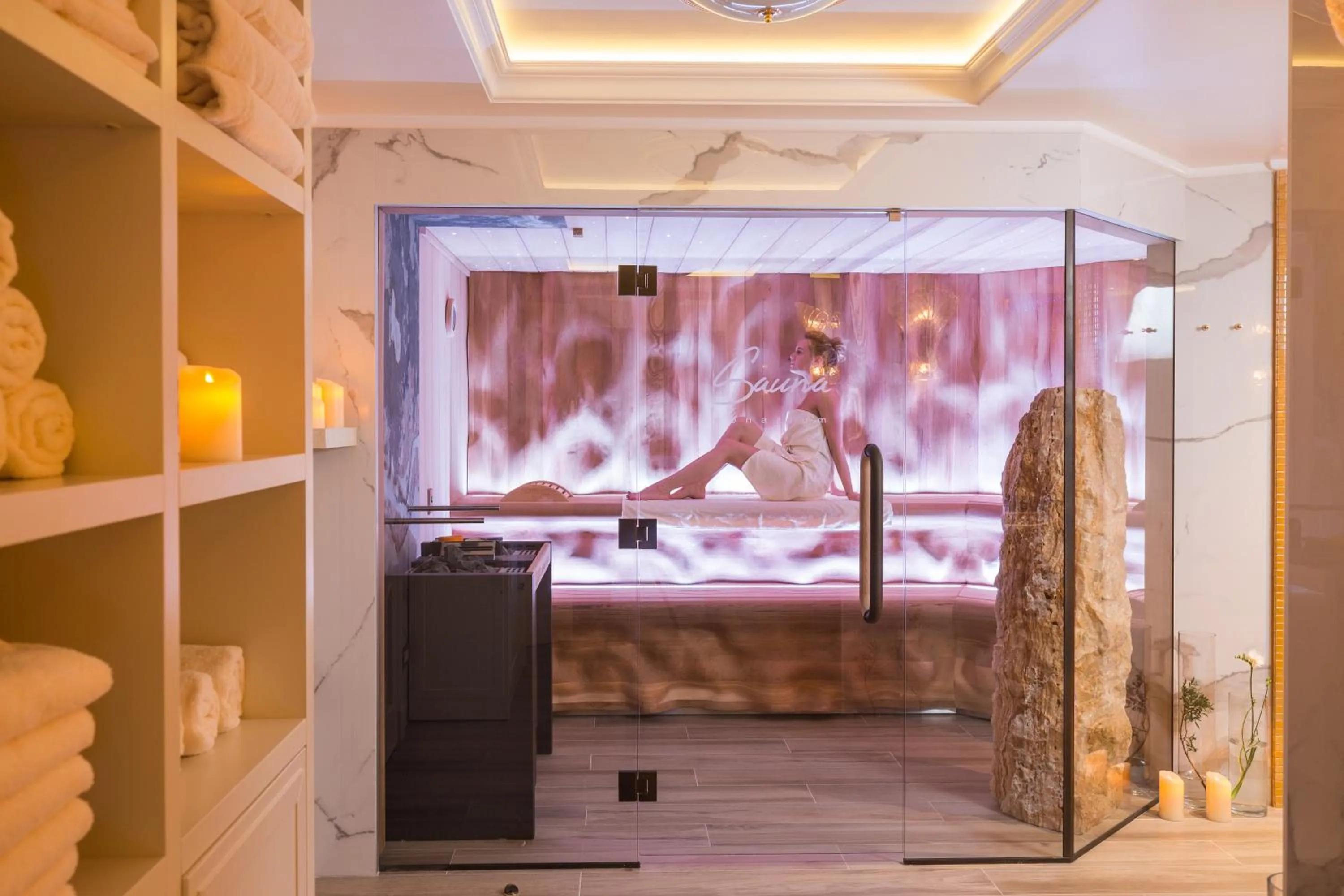 Spa and wellness centre/facilities, Bed in Nobil Luxury Boutique Hotel