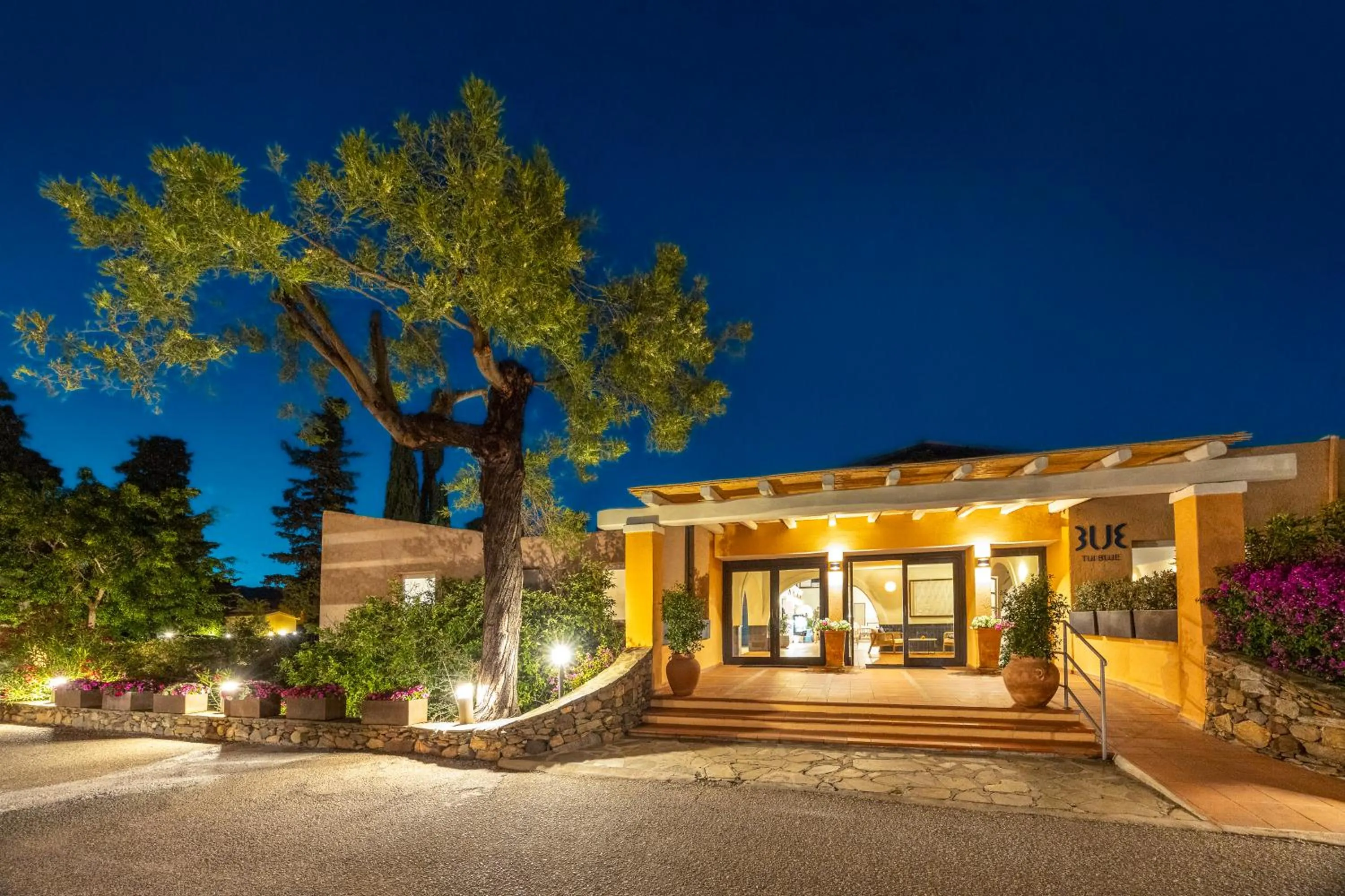 Property building in MClub Budoni