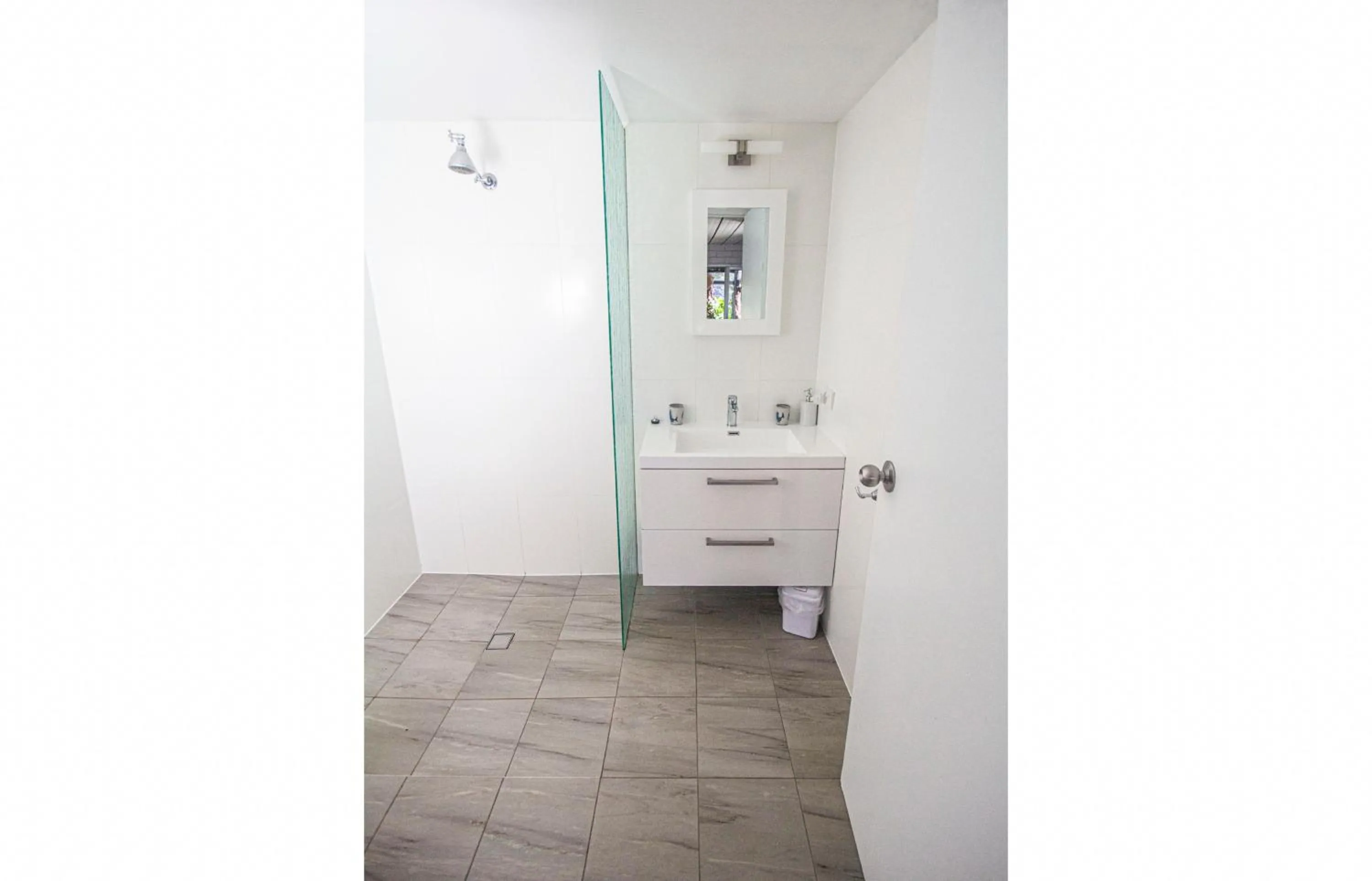 Bathroom in WategosRent