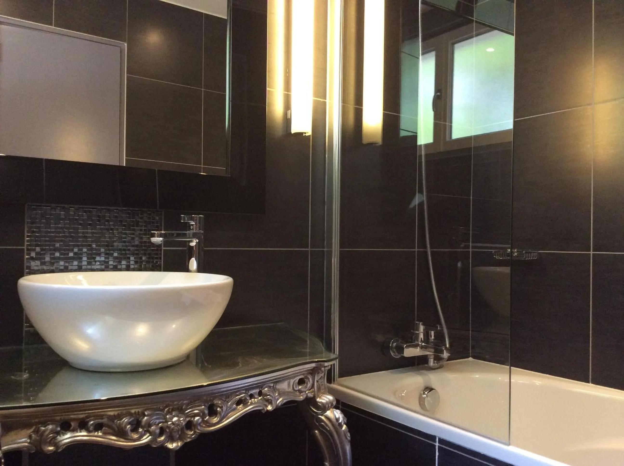 Bathroom in Hotel La Chaumiere