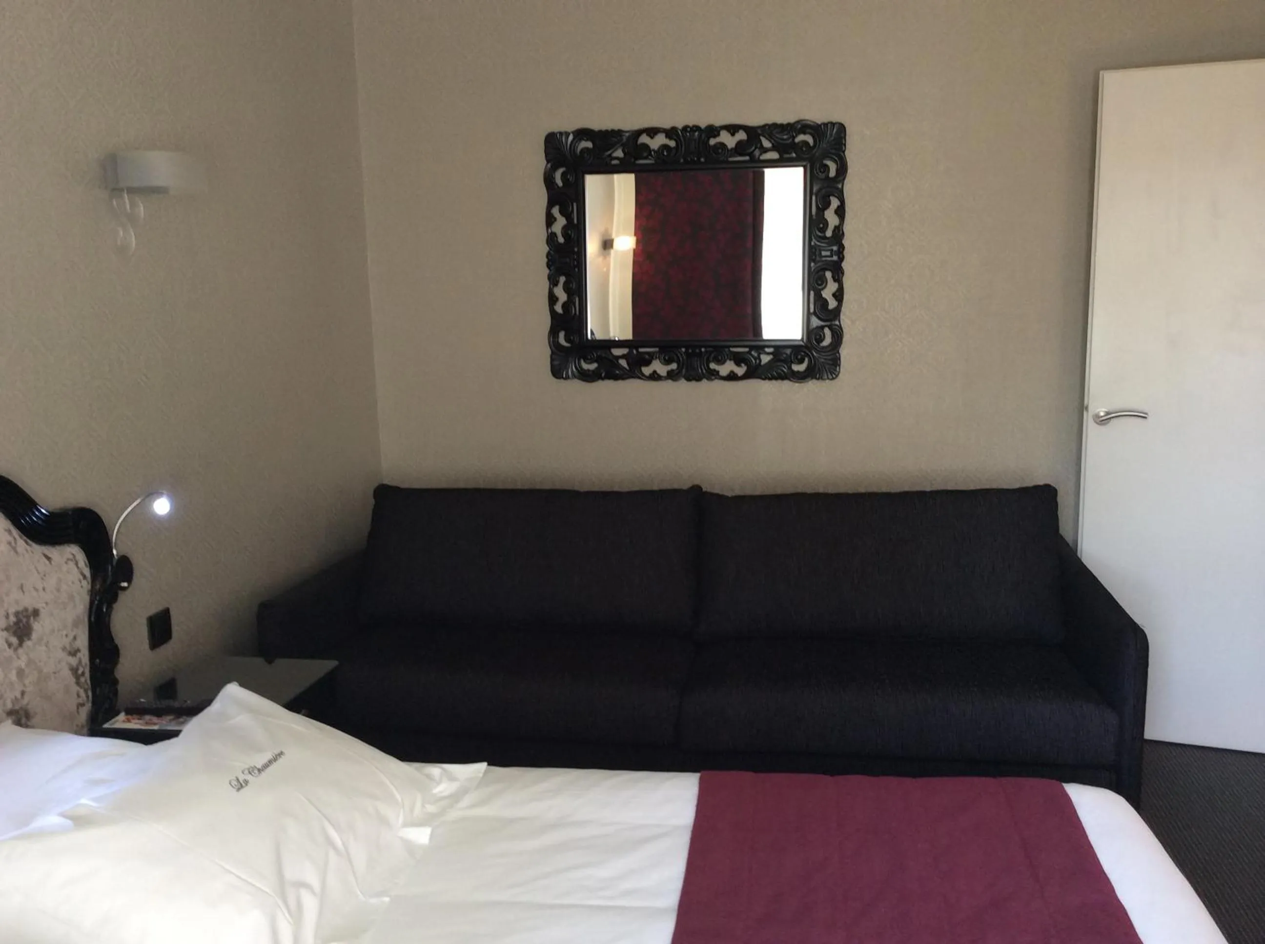 Bedroom, Bed in Hotel La Chaumiere