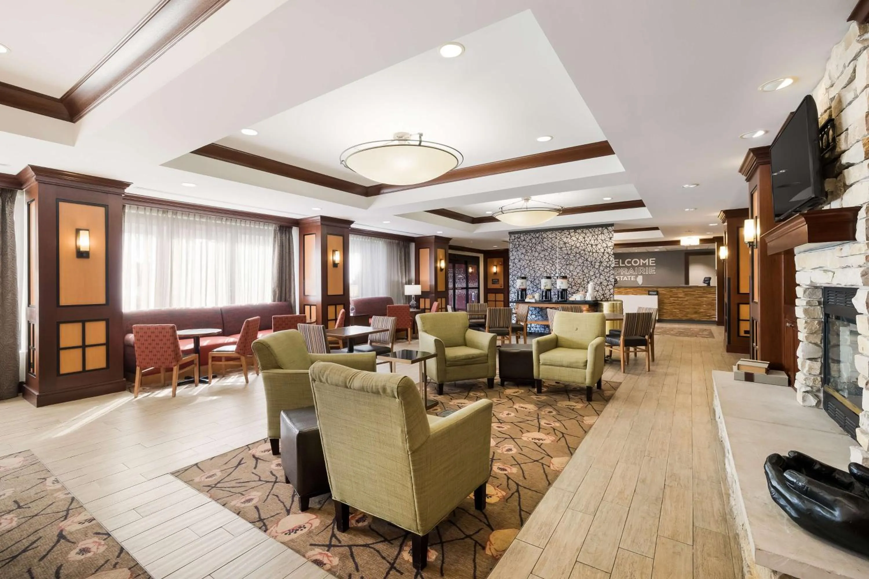 Lobby or reception in Hampton Inn McHenry