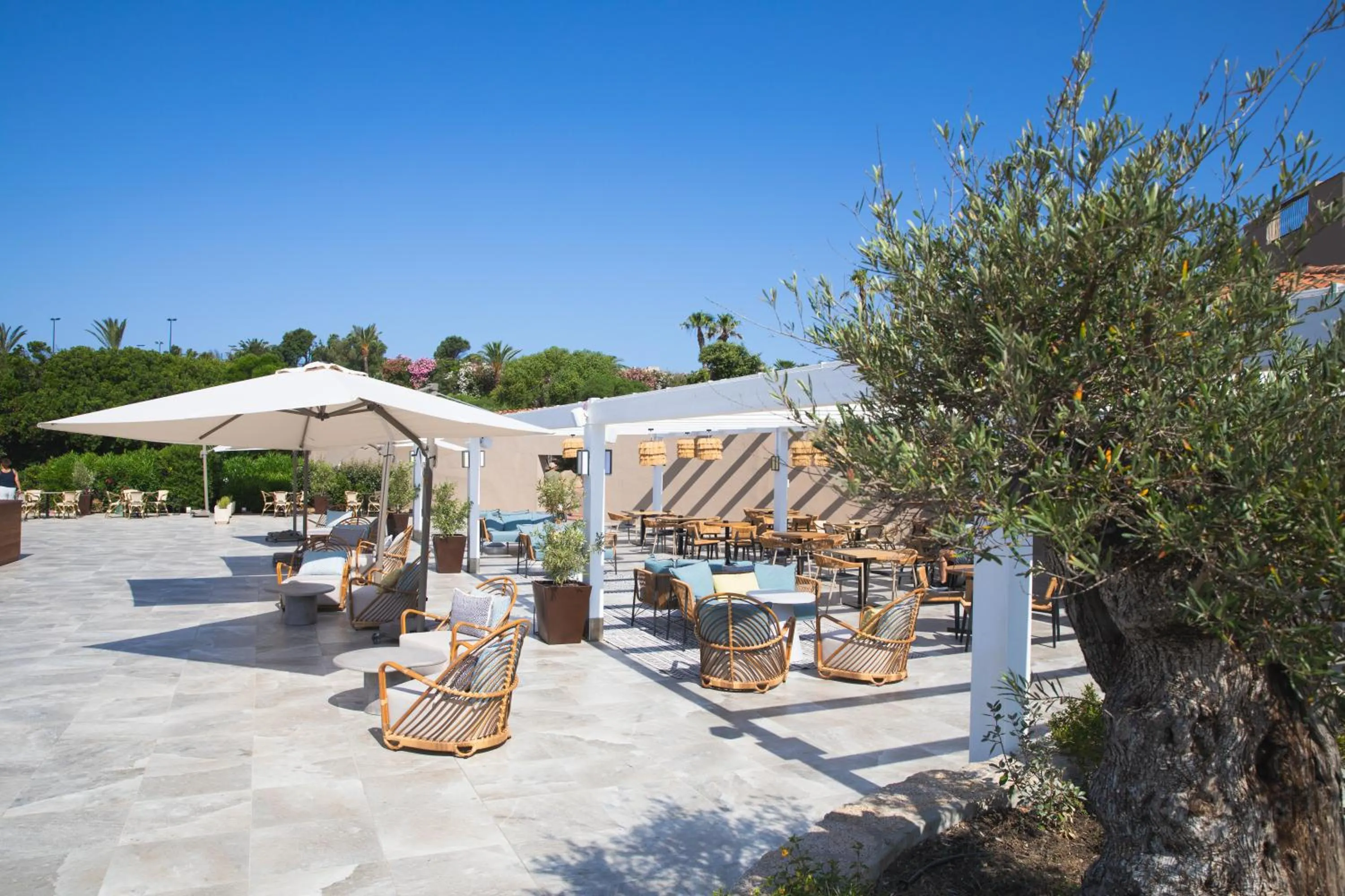 Lounge or bar in Mangia's Sardinia Resort