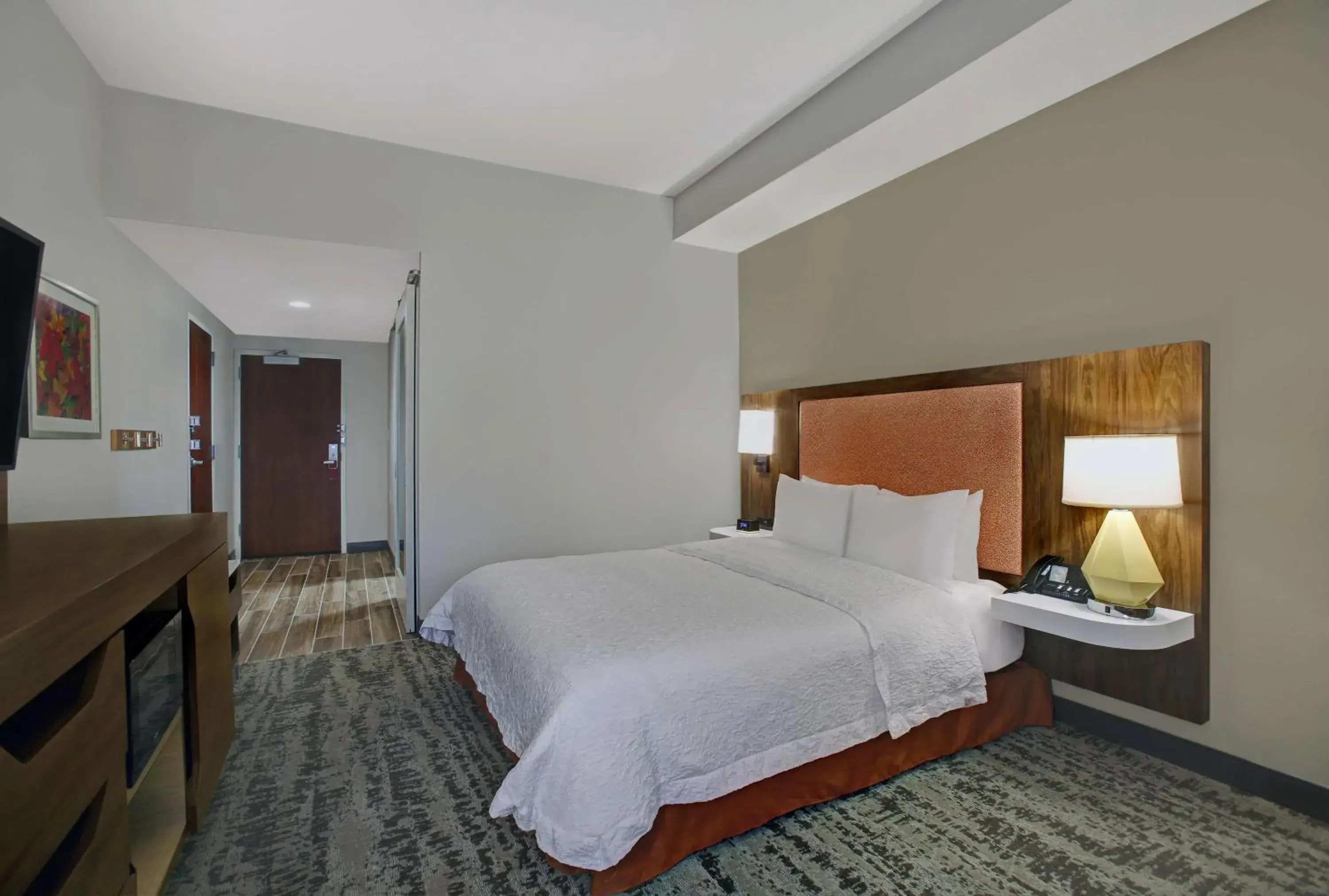 Bed in Hampton Inn Salisbury Bed in Hampton Inn Salisbury