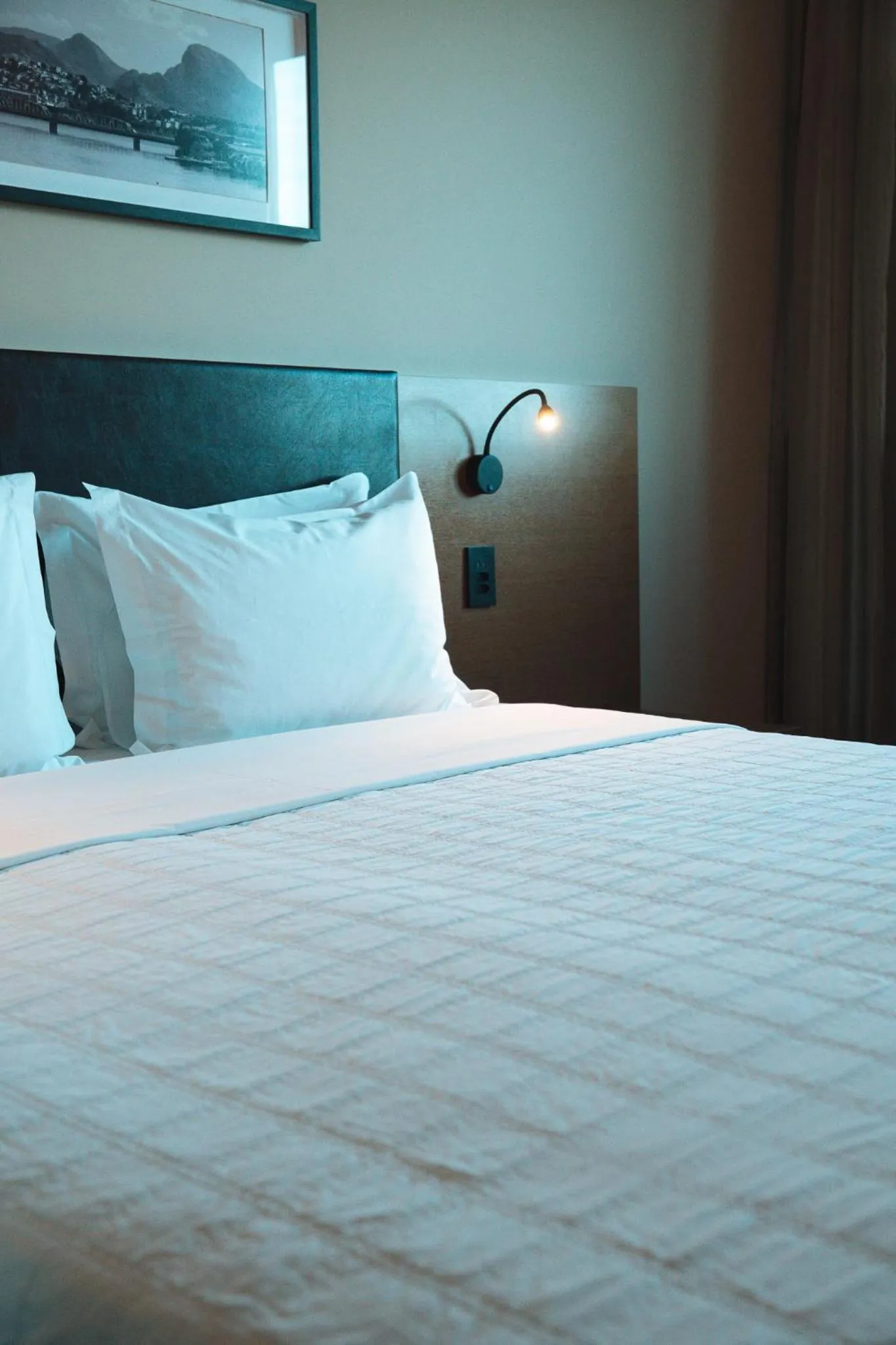 Bed in Golden Tulip Porto Vitória