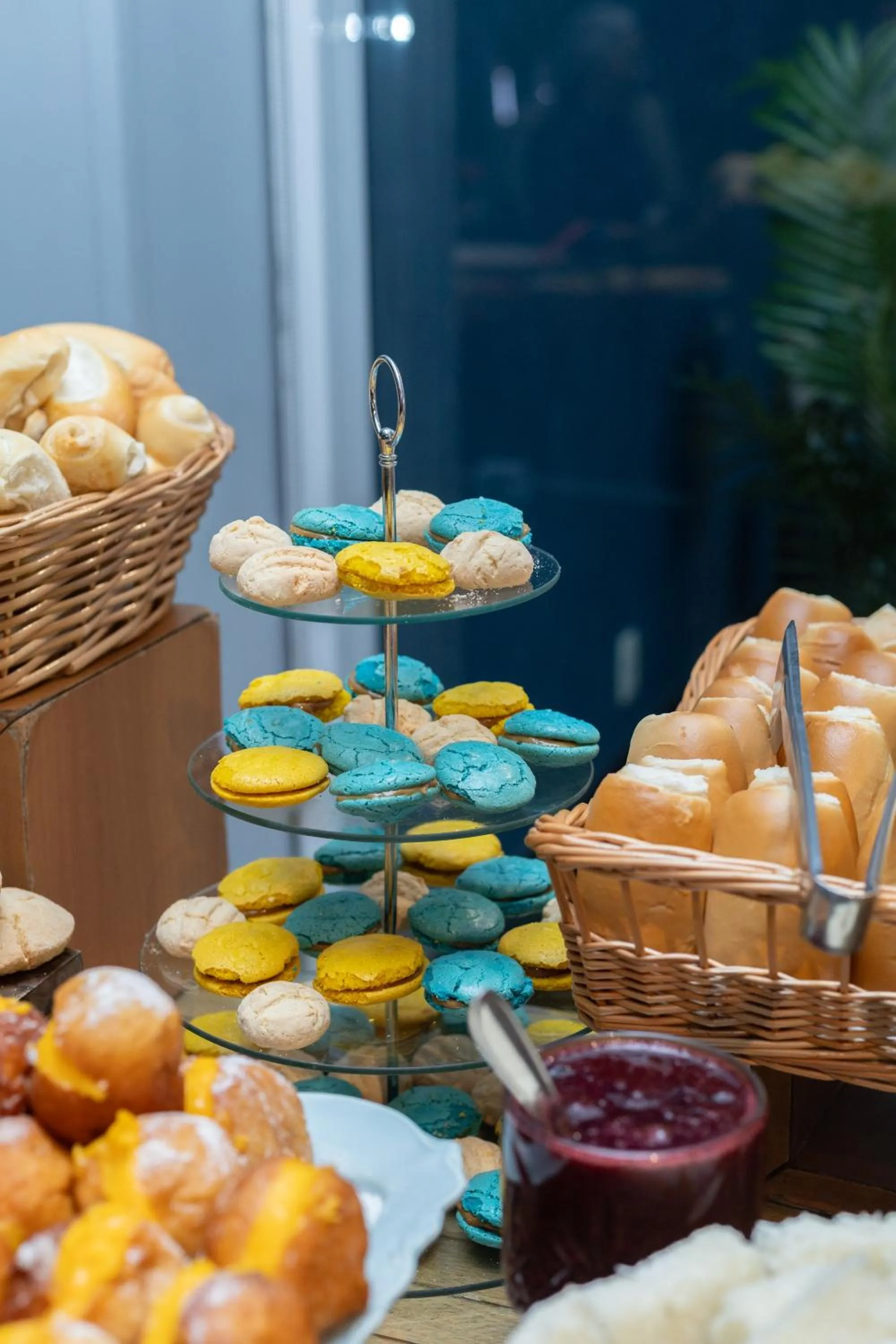 Food in Golden Tulip Porto Vitória