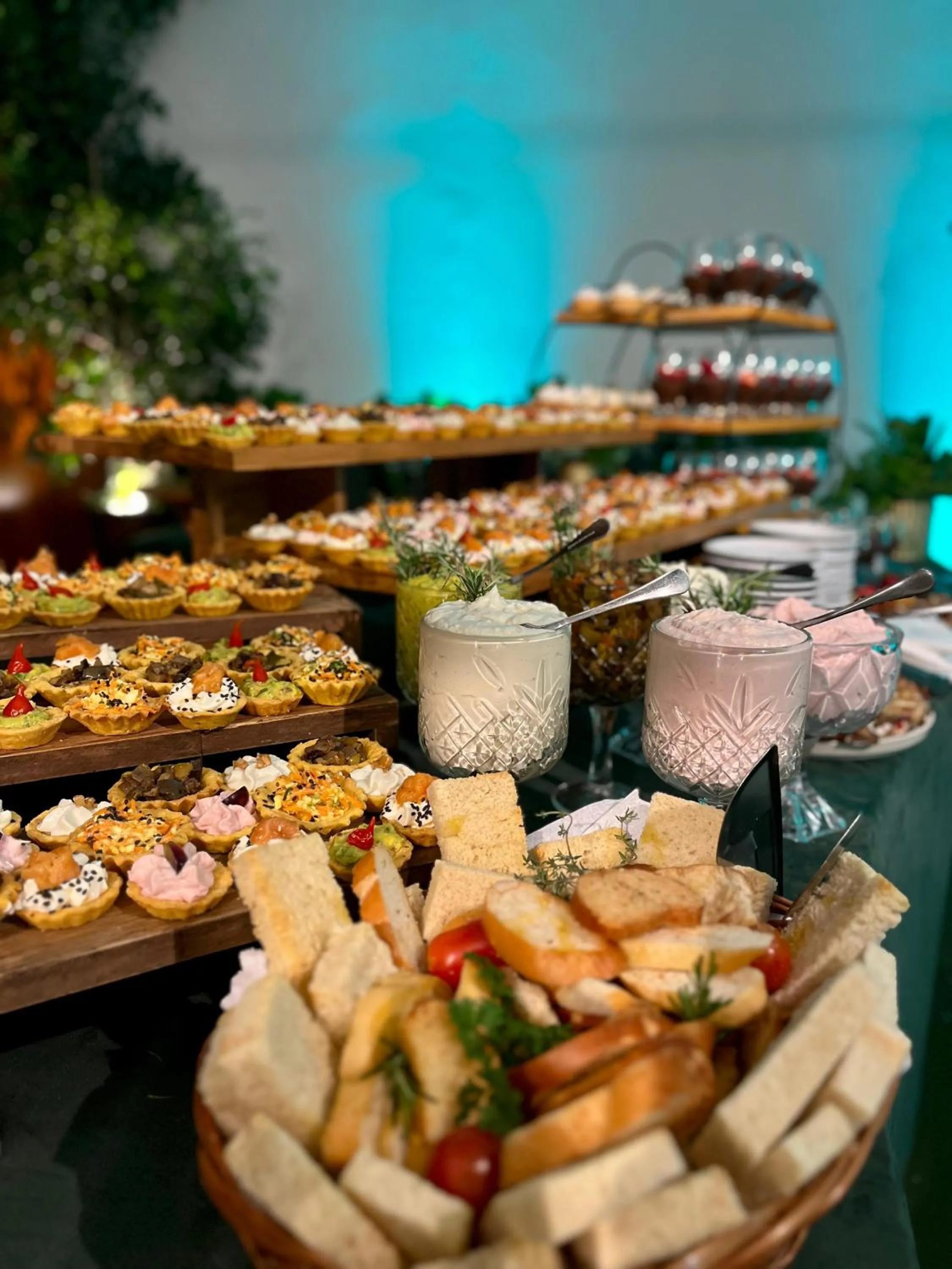 Food and drinks in Golden Tulip Porto Vitória