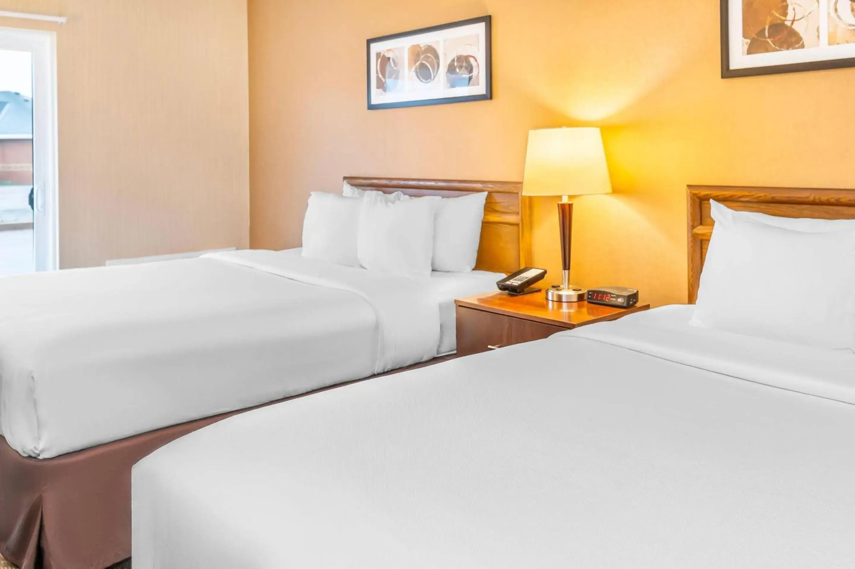 Bedroom in Comfort Inn Bedroom in Comfort Inn