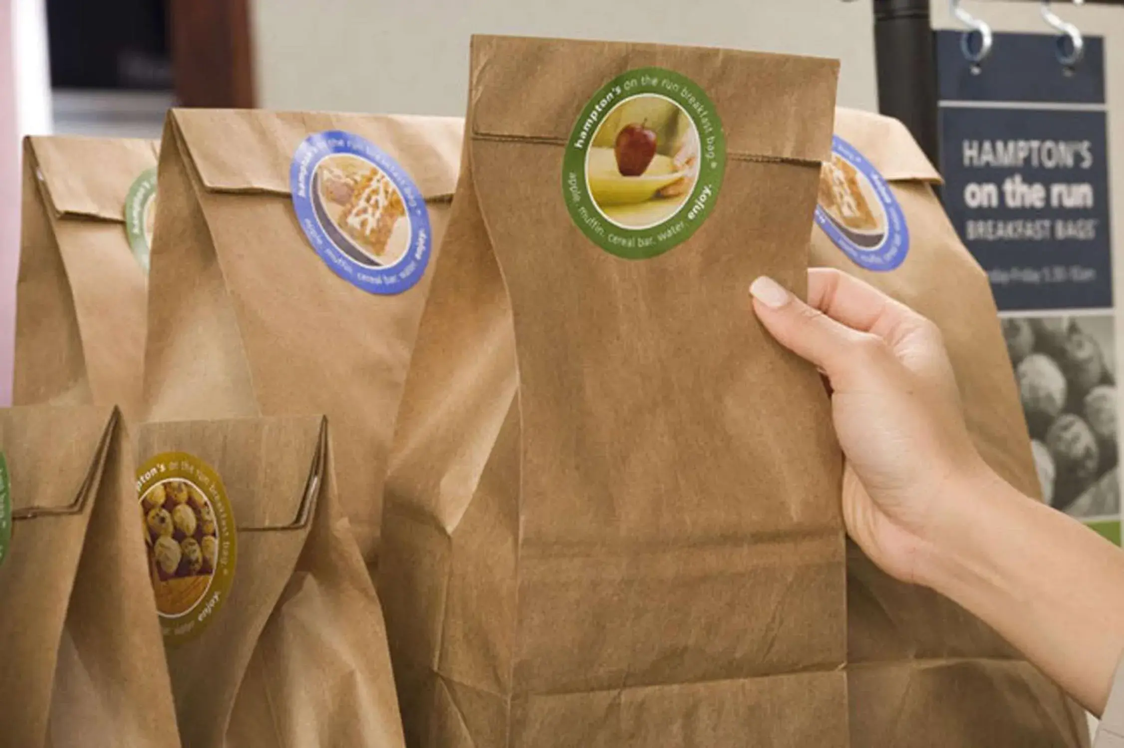 Breakfast in Hampton Inn Greensboro Airport Breakfast in Hampton Inn Greensboro Airport