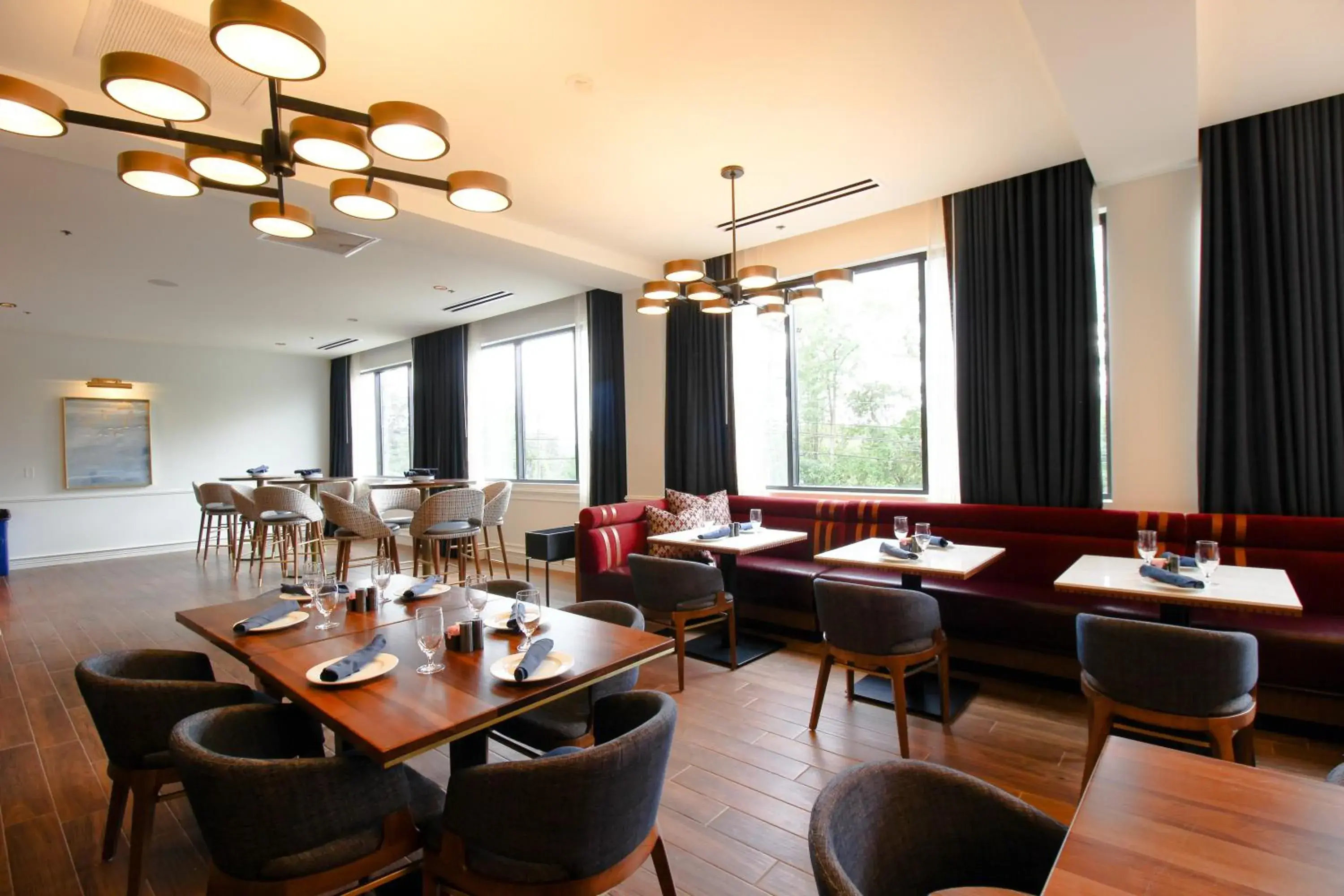 Restaurant/places to eat in Doubletree By Hilton Clarksville Riverview Restaurant/places to eat in Doubletree By Hilton Clarksville Riverview