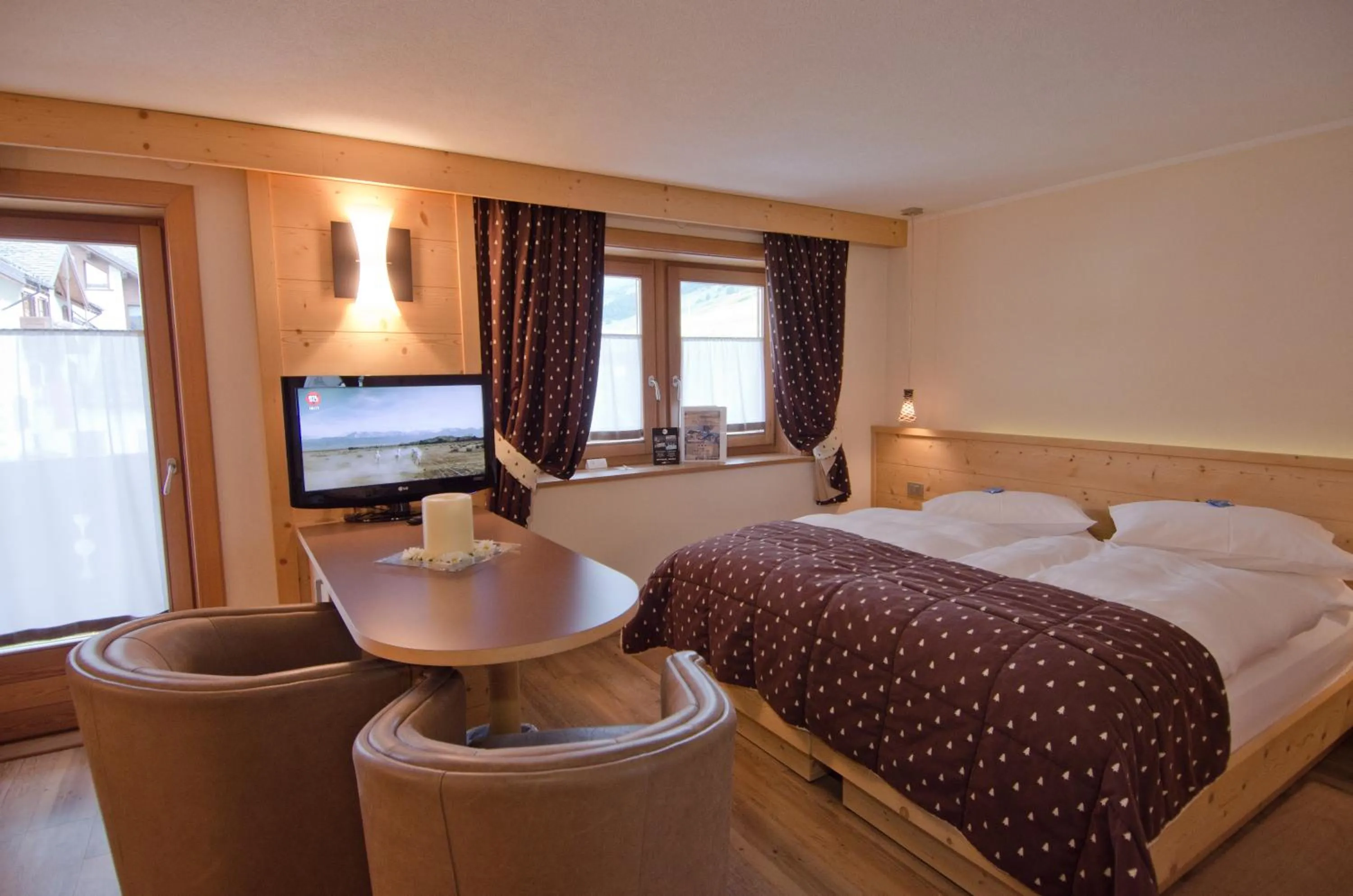 Suite with Mountain View - single occupancy in Al Nin Hotel&Spa