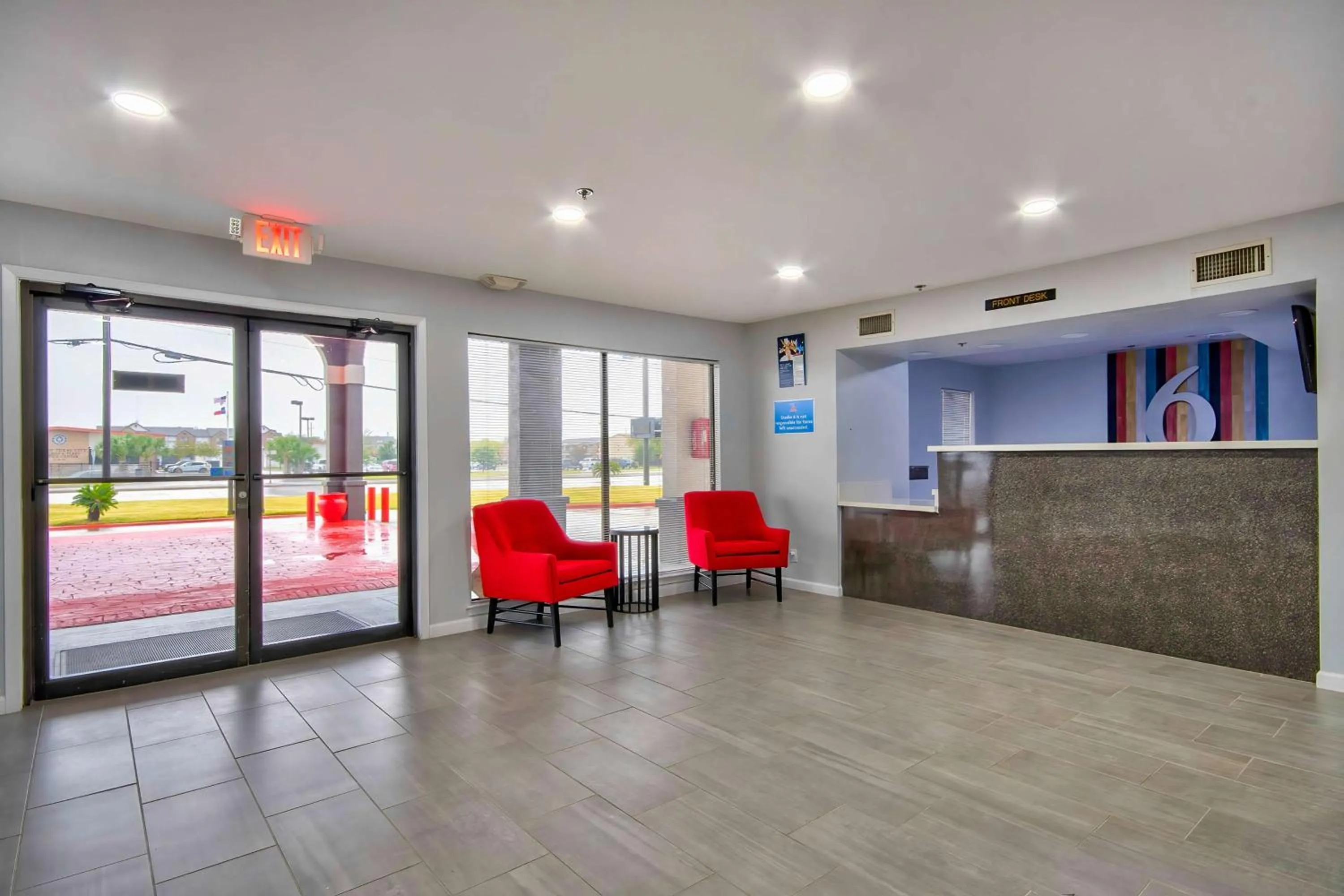 Lobby or reception in Studio 6 - Texas City, TX