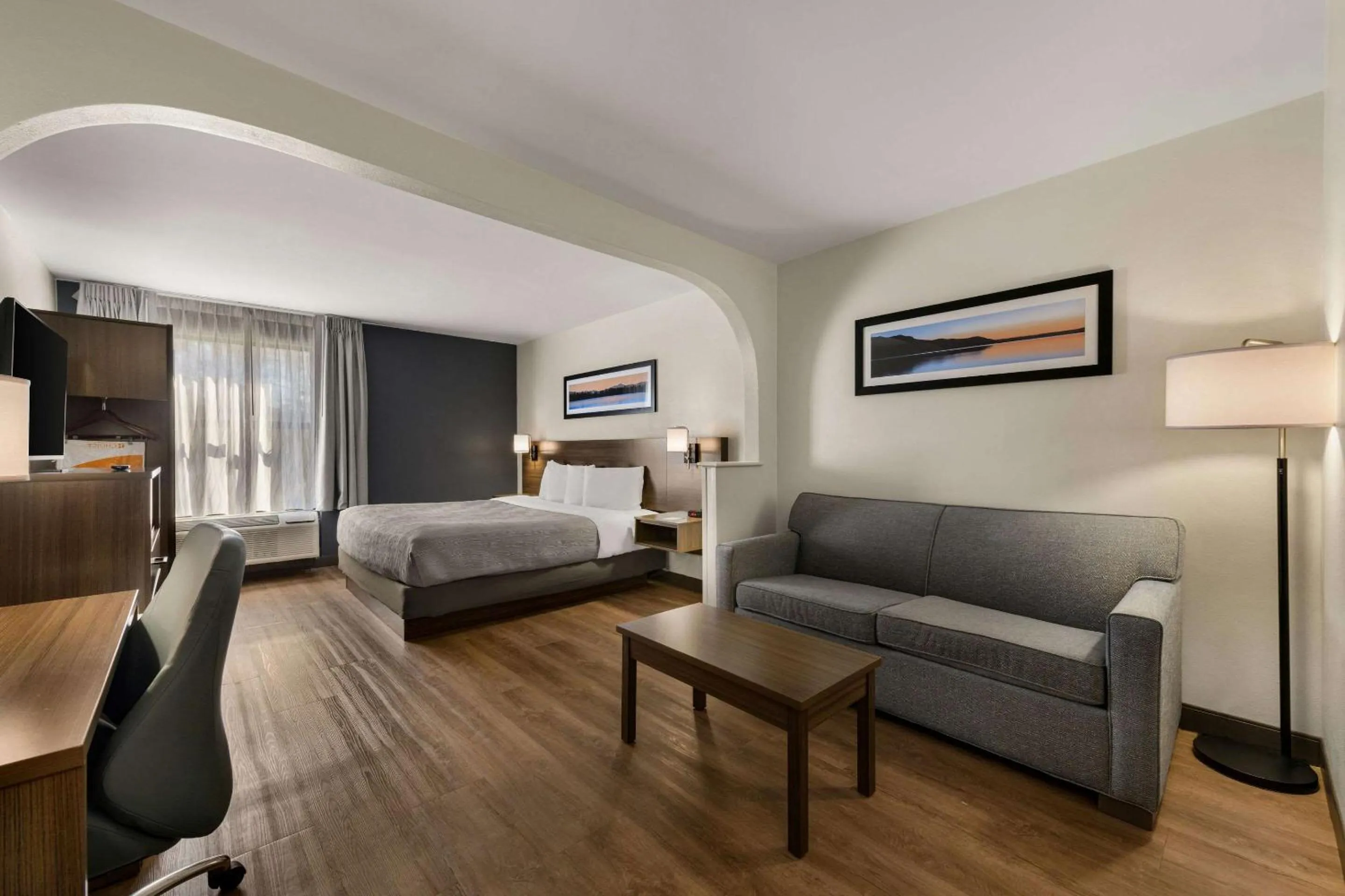 Bedroom, Bed in Quality Inn & Suites Matthews - Charlotte