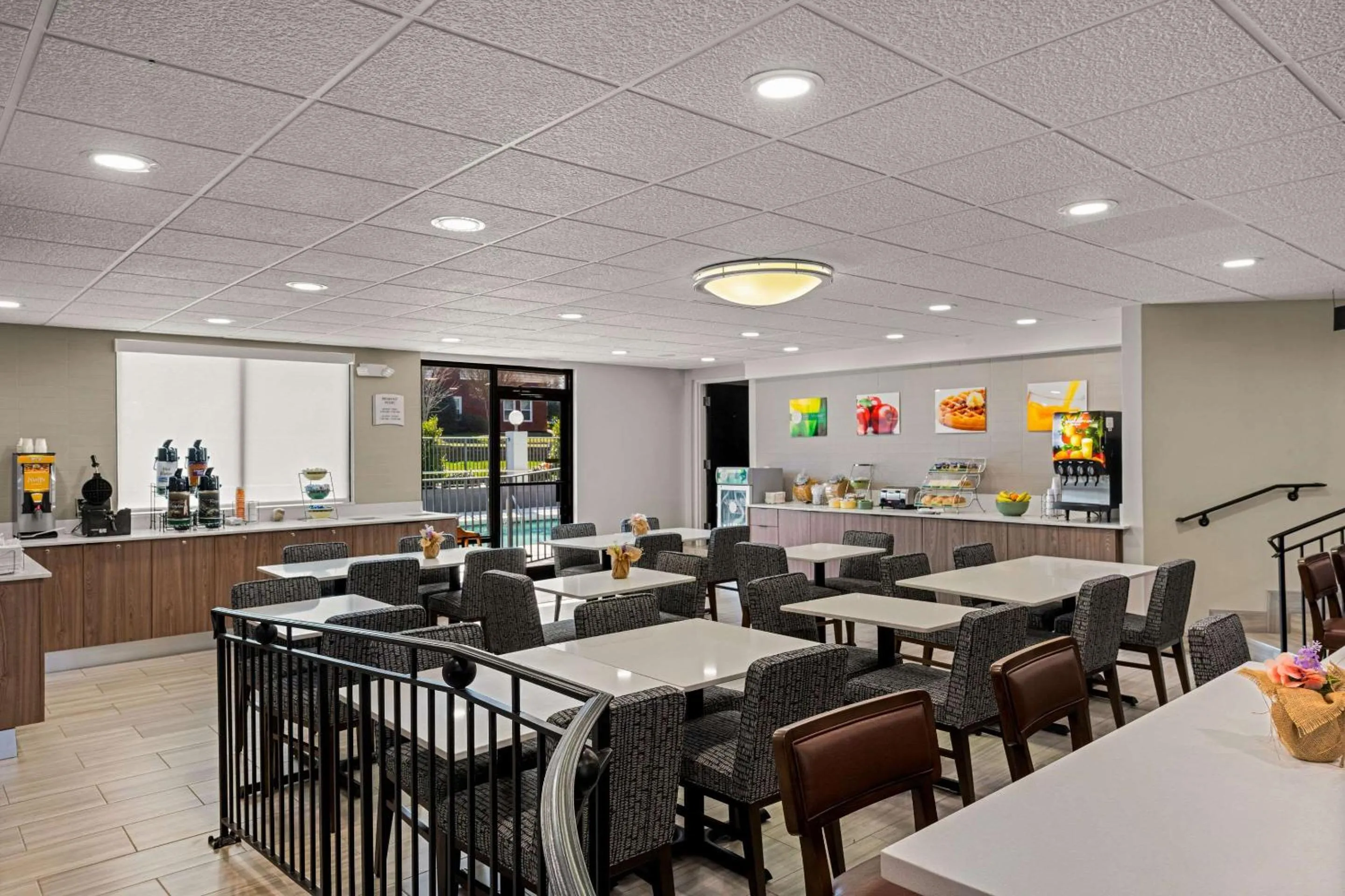 Breakfast in Quality Inn & Suites Matthews - Charlotte