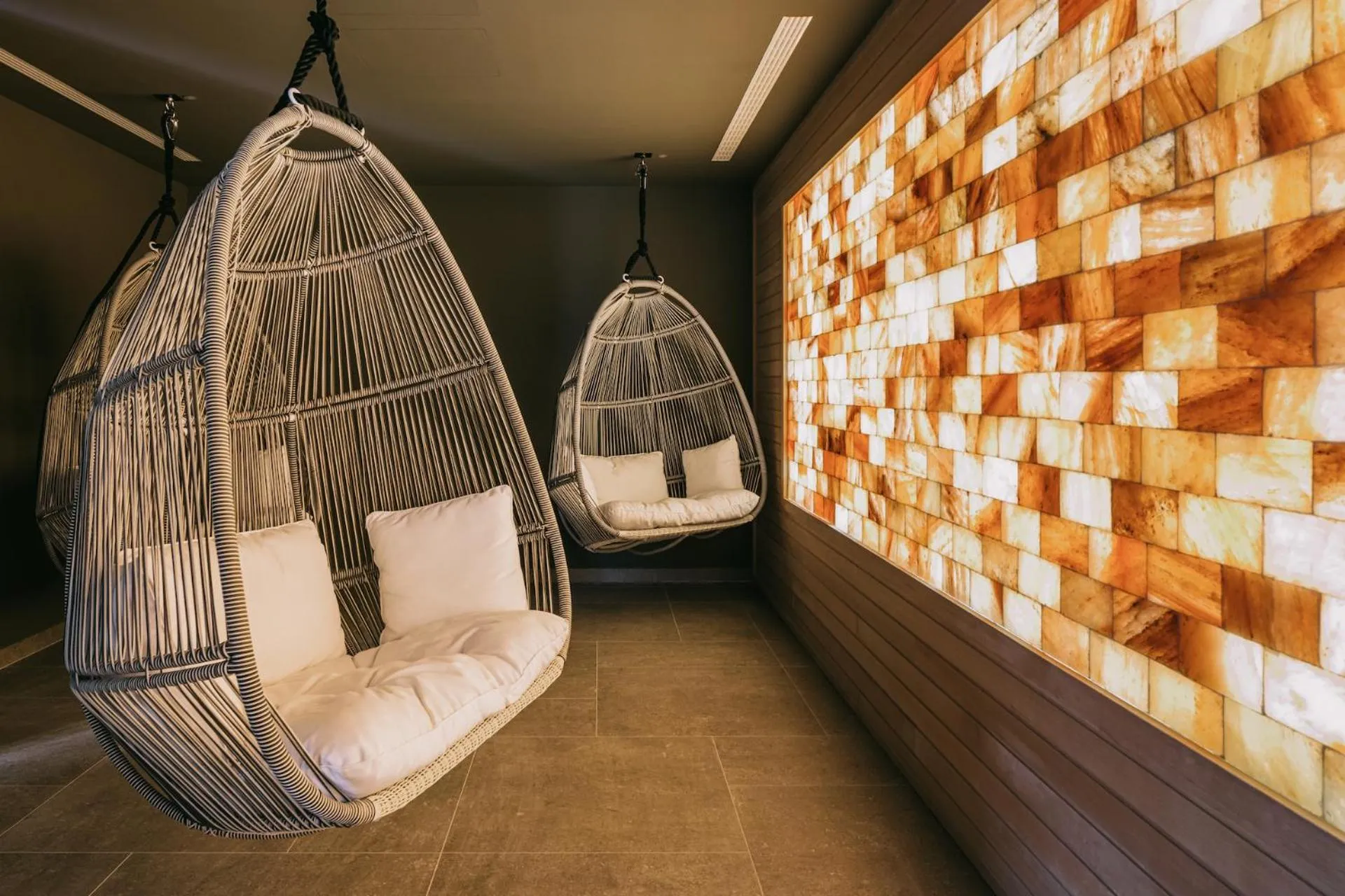 Spa and wellness centre/facilities in Mangia's Torre Del Barone Resort & SPA