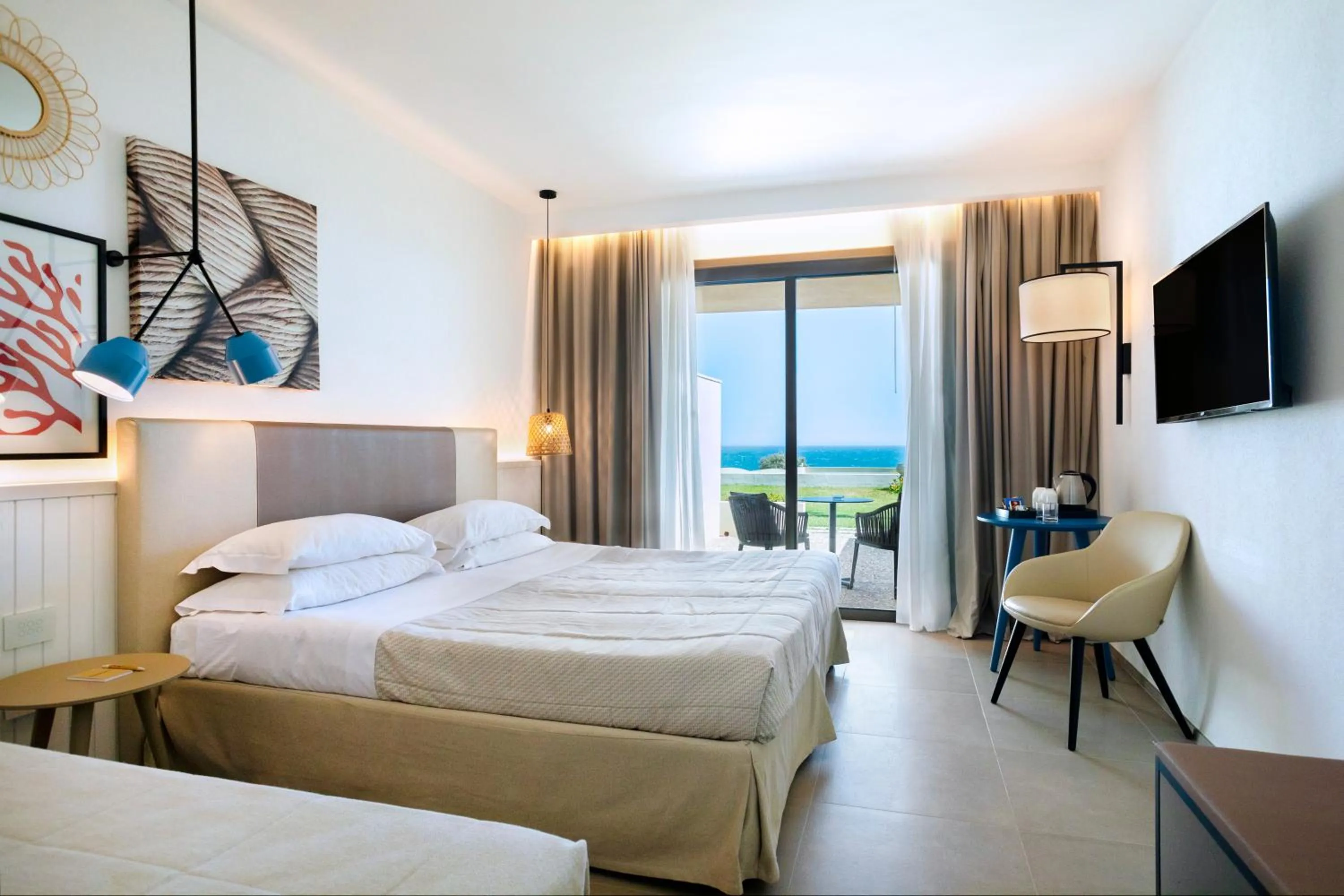 Bedroom, Bed in Mangia's Torre Del Barone Resort & SPA