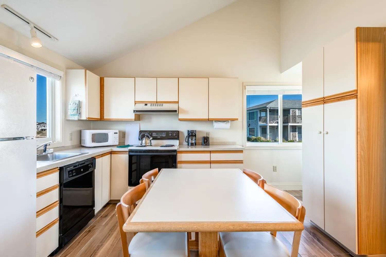 Bedroom in Green Harbor Resort