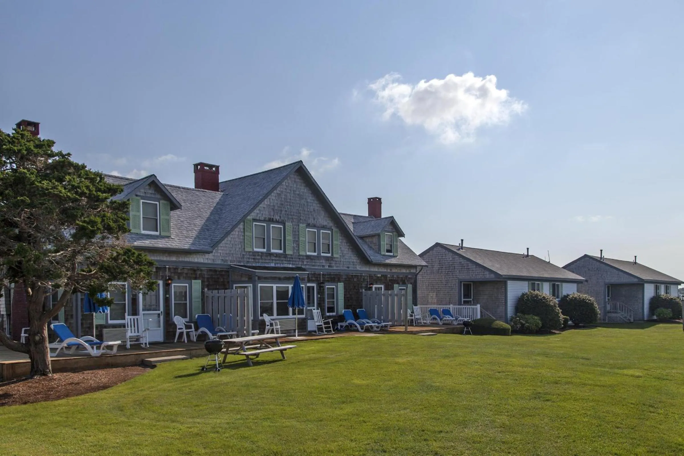Bedroom in Green Harbor Resort